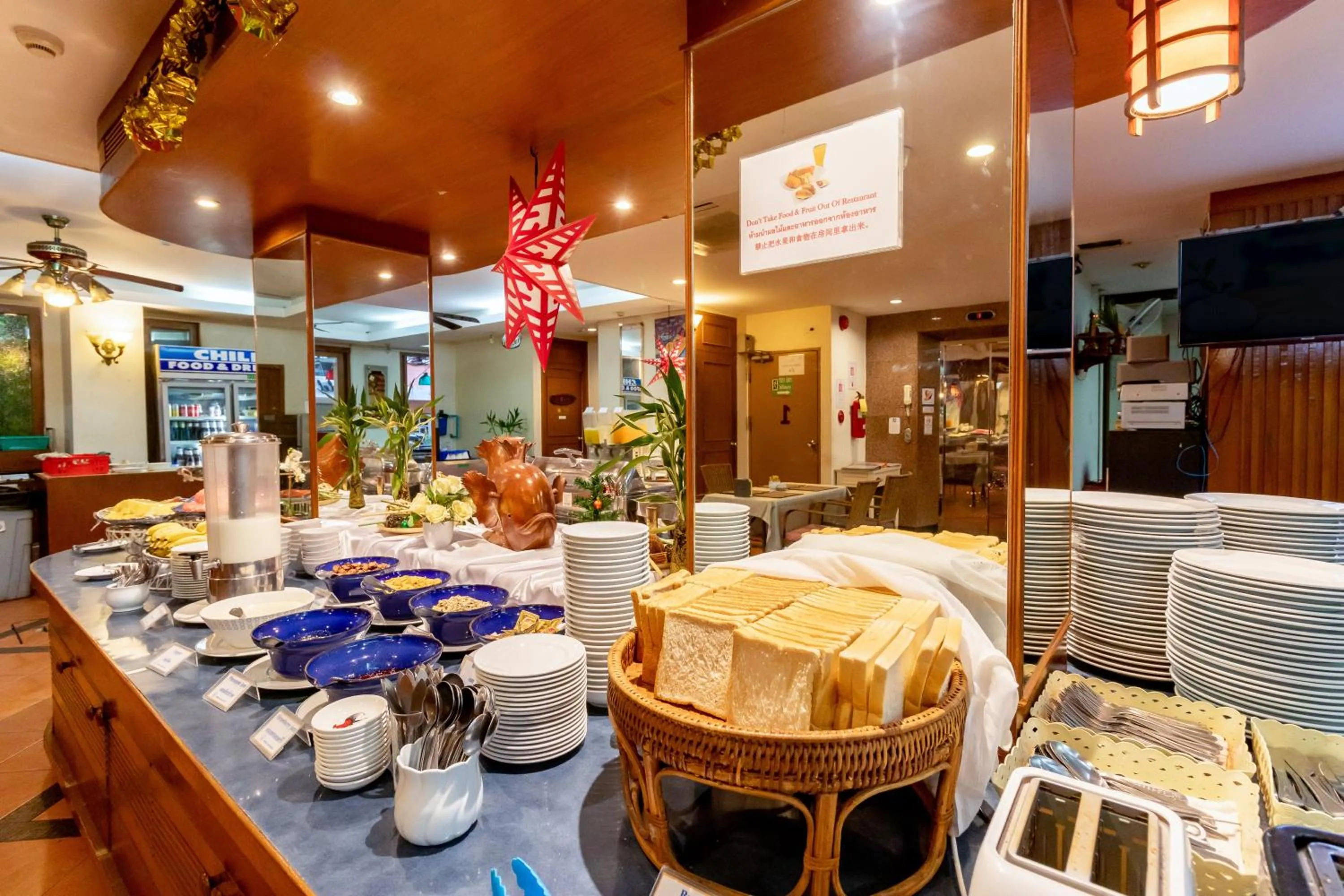 Restaurant/places to eat in Thipurai Annex Hotel