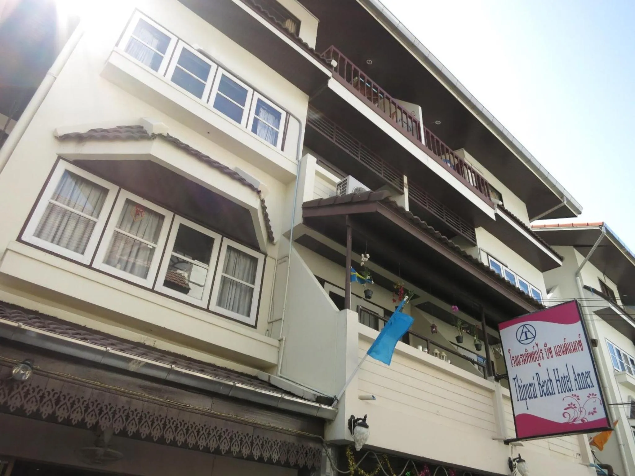 Facade/entrance in Thipurai Annex Hotel