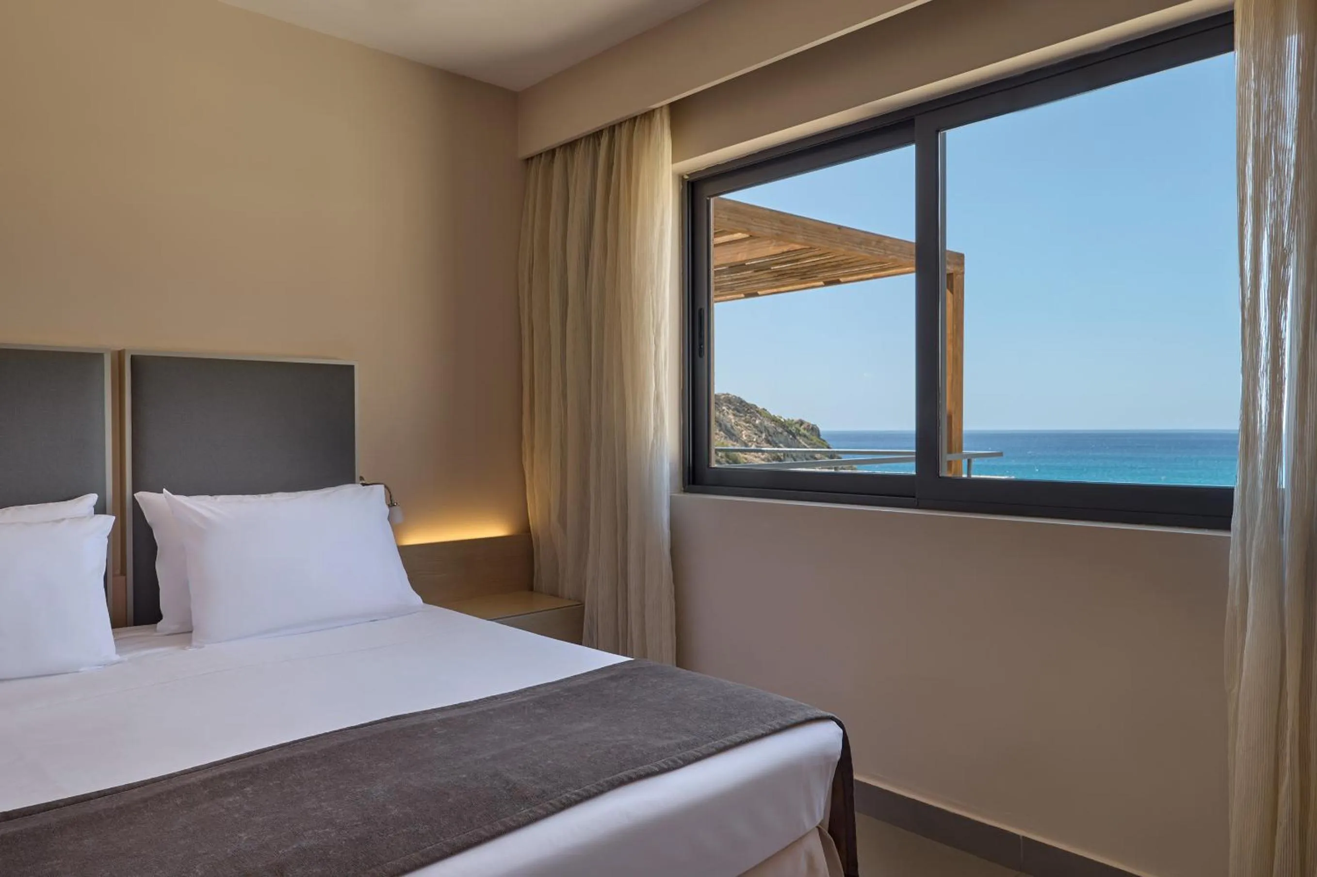 Bedroom, Bed in Atlantica Mikri Poli Crete