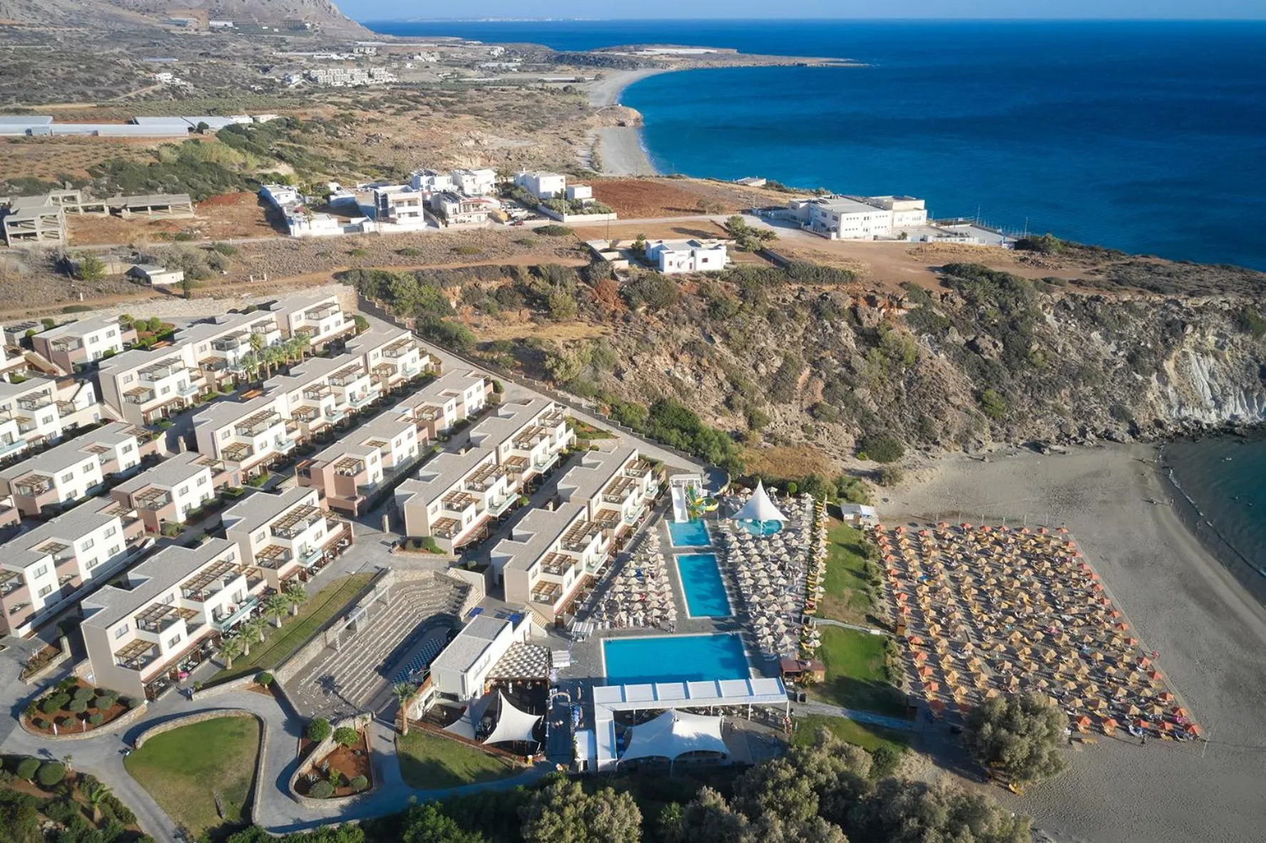 Property building in Atlantica Mikri Poli Crete