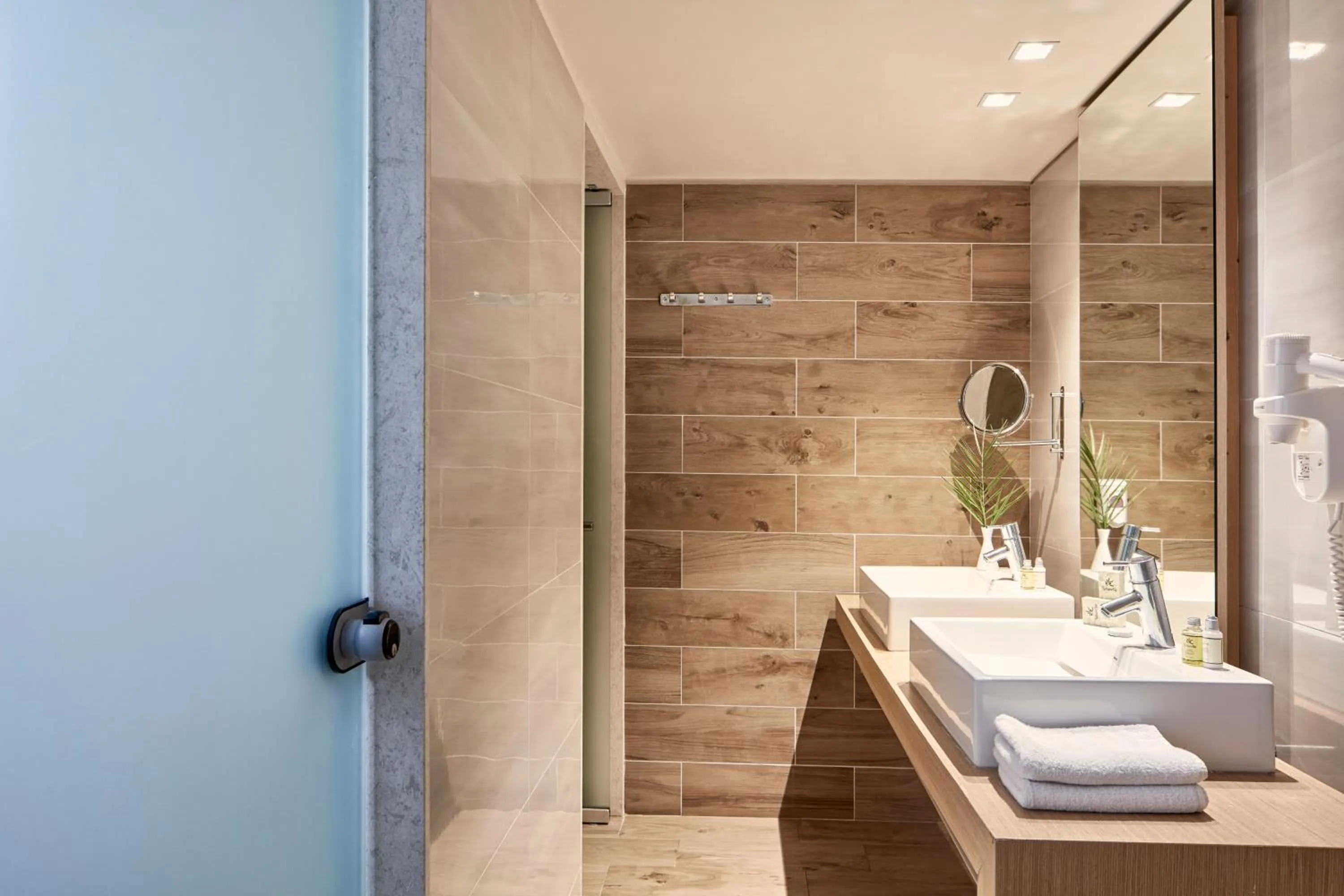 Shower in Atlantica Mikri Poli Crete