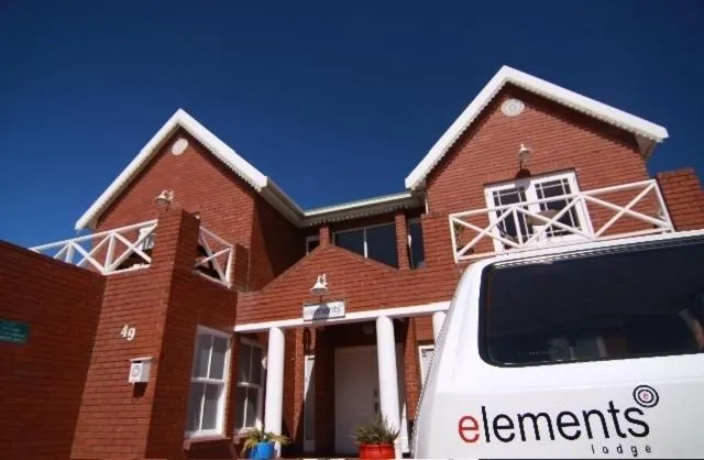 Facade/entrance in Elements Cape Town