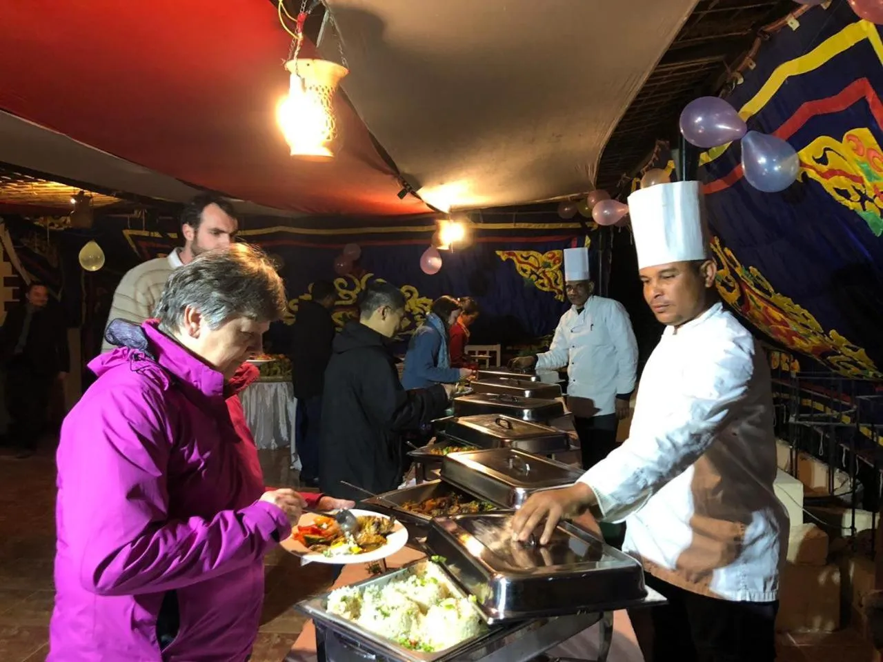 Restaurant/places to eat in El Mesala Hotel