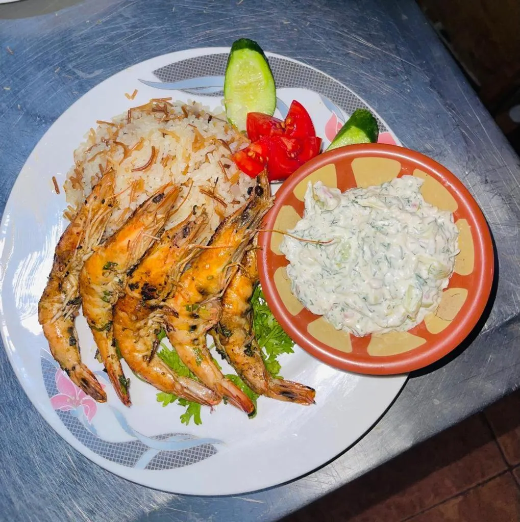 Restaurant/places to eat in El Mesala Hotel