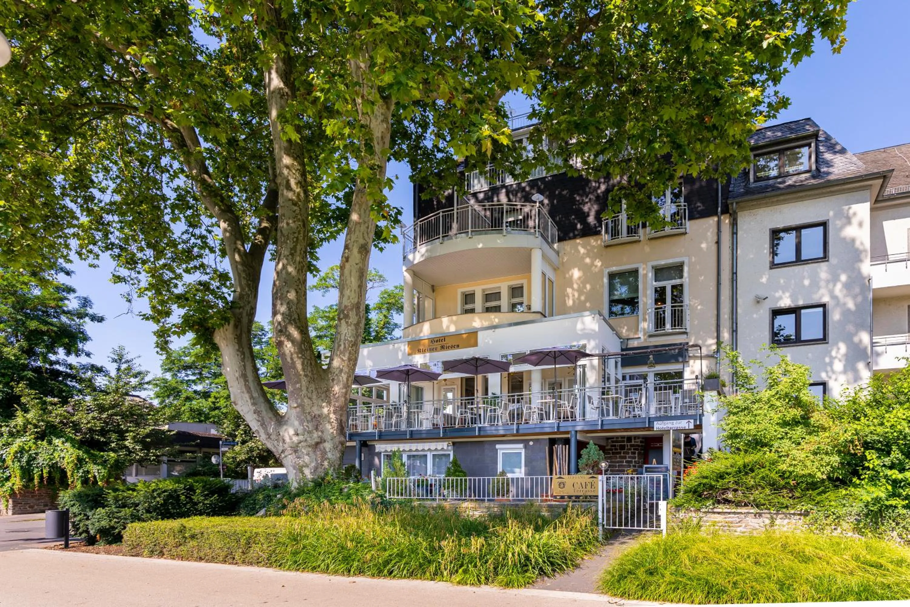 Property building in Hotel Kleiner Riesen