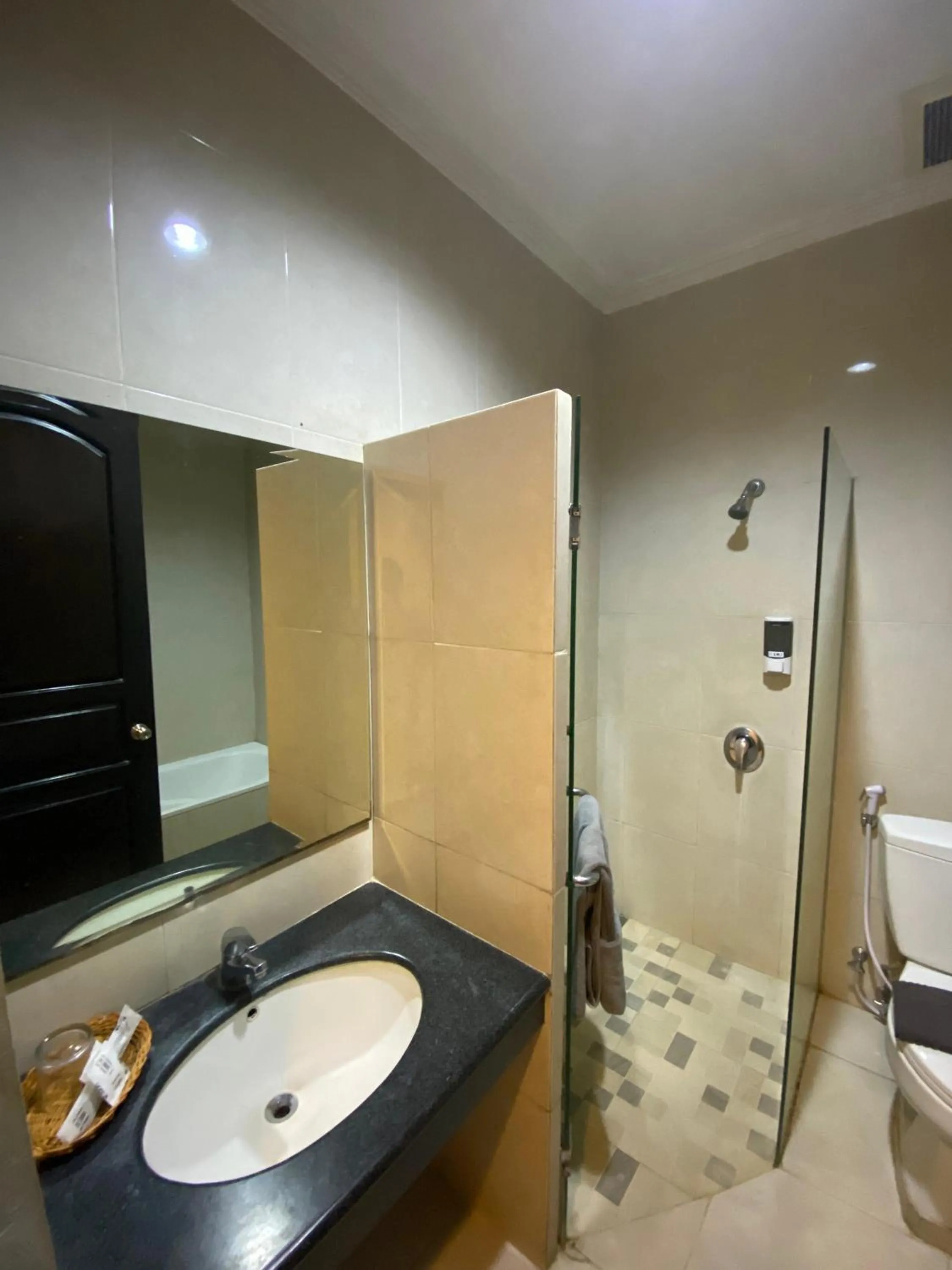 Bathroom in Hotel 88 Jember By WH - Strategic Location In The City Center