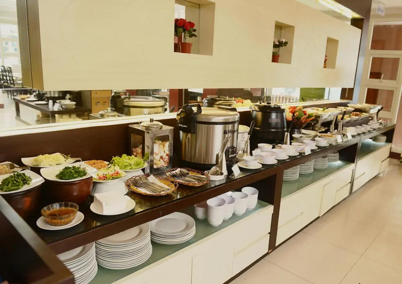 Restaurant/places to eat in Hotel 88 Jember By WH - Strategic Location In The City Center Restaurant/places to eat in Hotel 88 Jember By WH - Strategic Location In The City Center