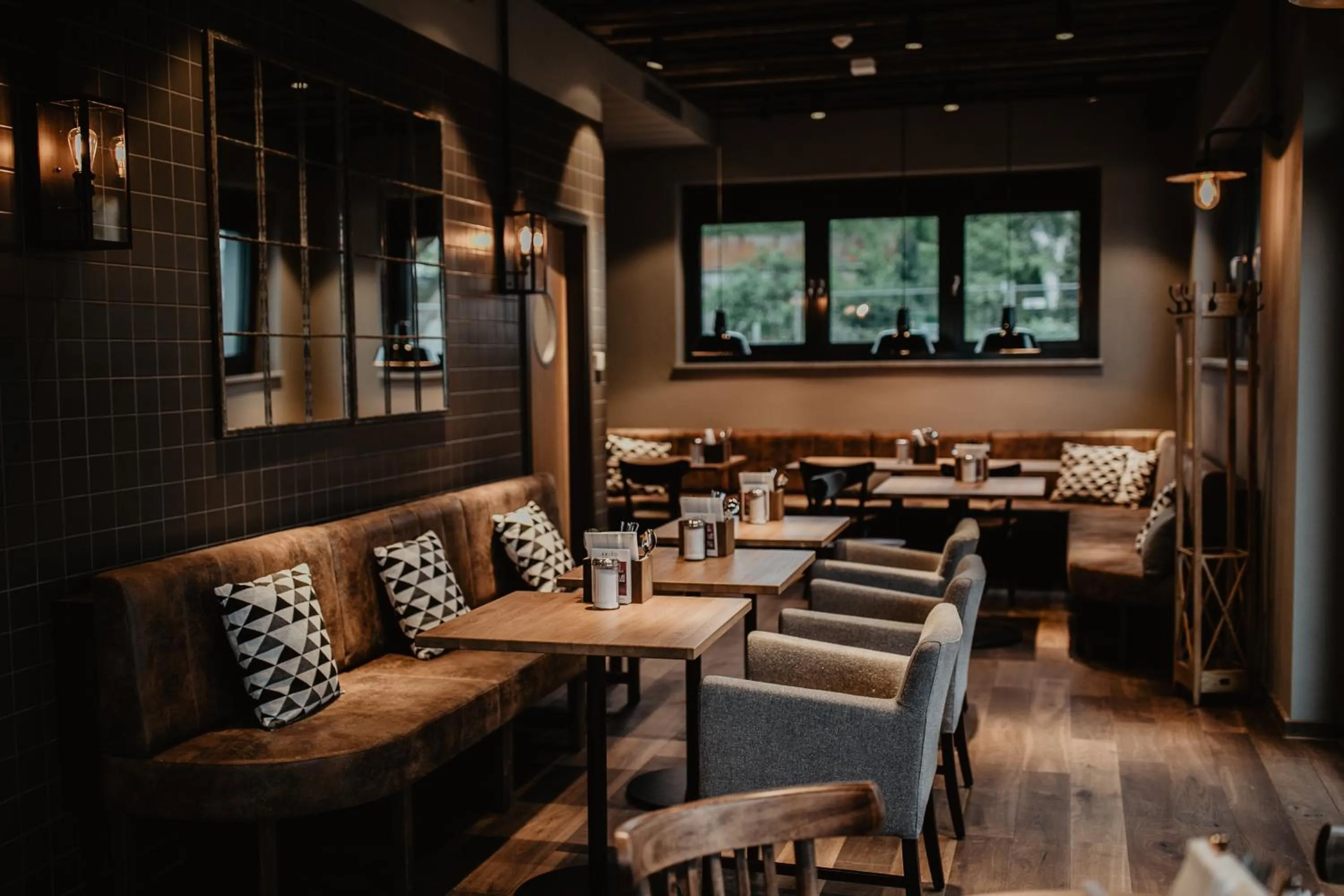 Restaurant/places to eat in Arivo Forchheim