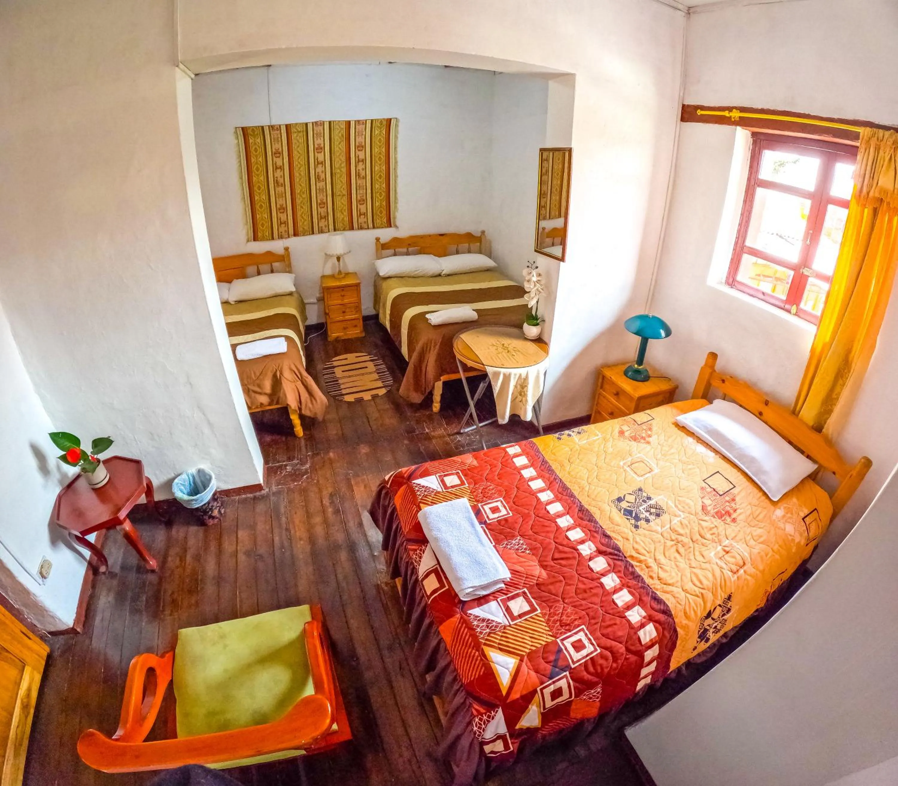 Bed in Colonial House Inn