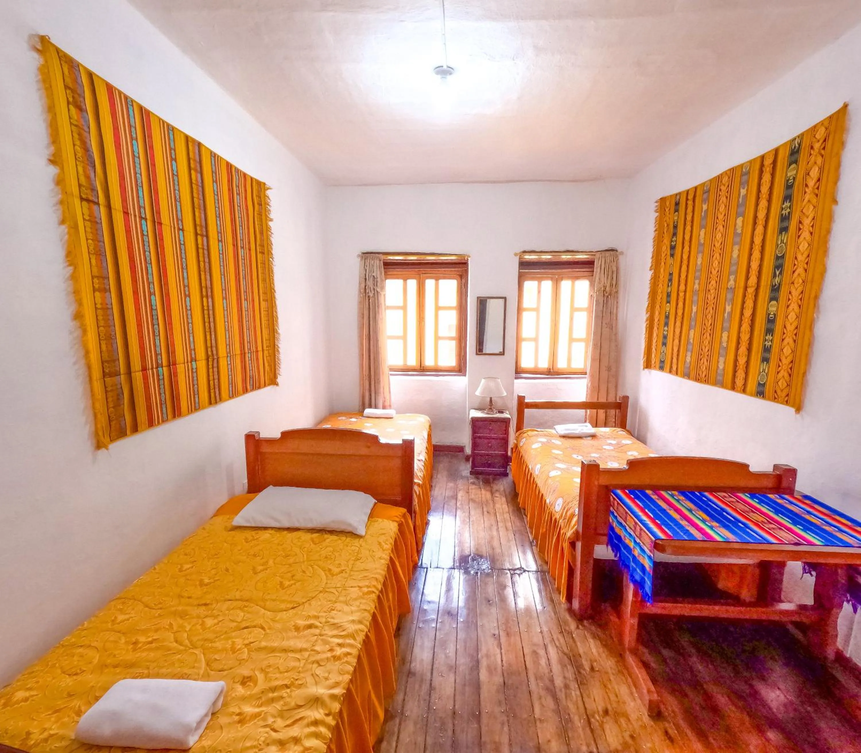 Bed in Colonial House Inn