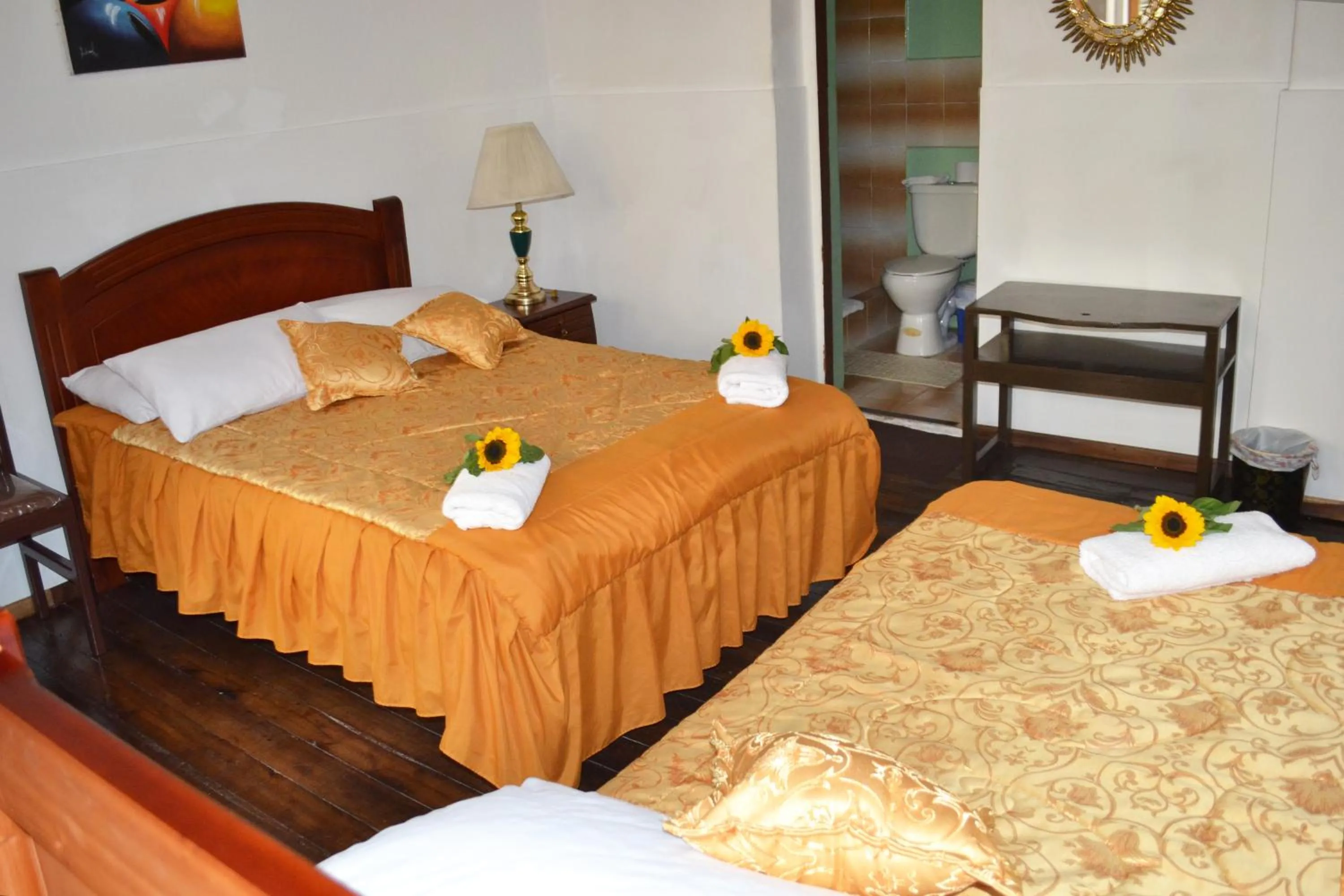 Bed in Colonial House Inn