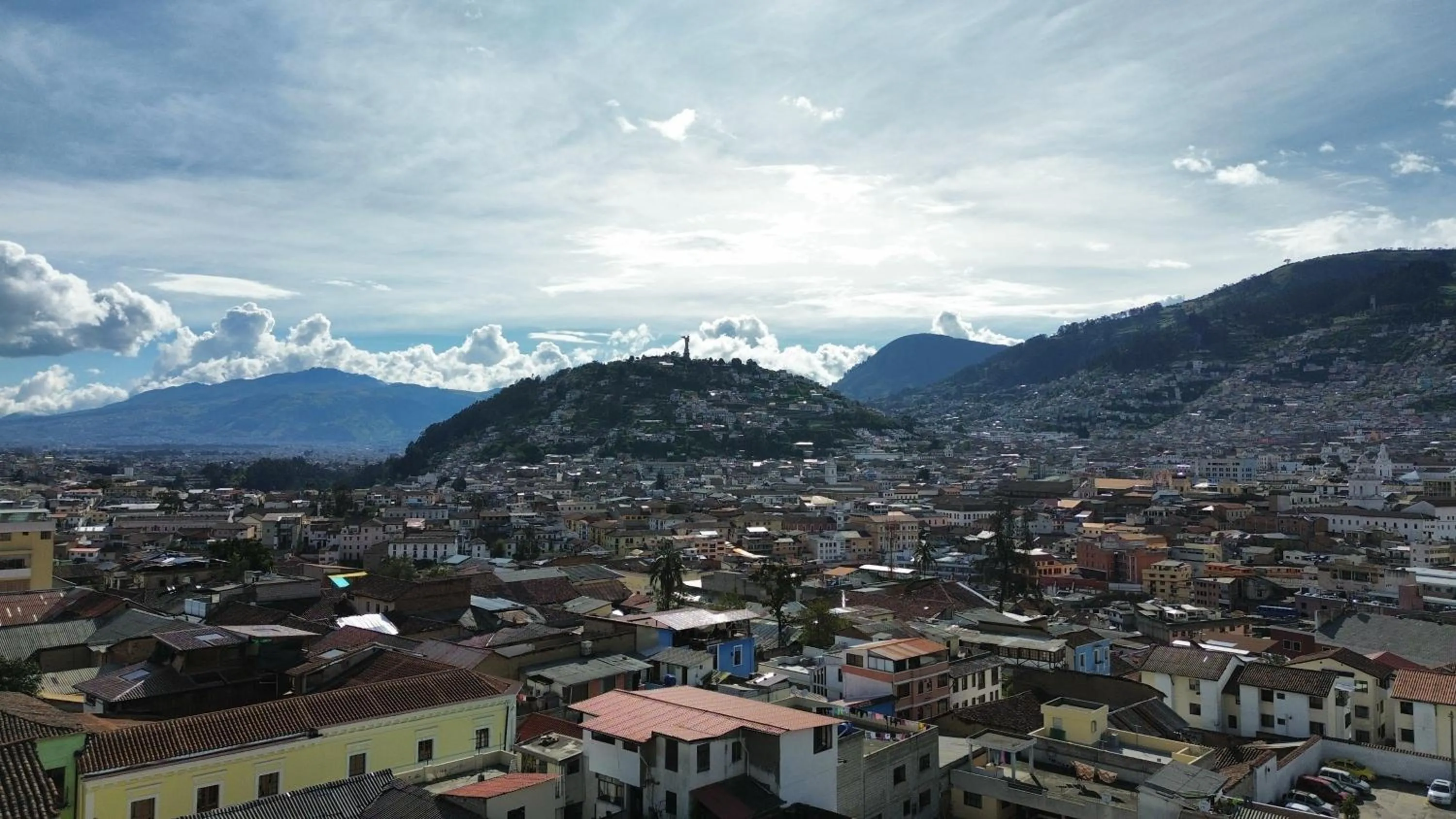 City view in Colonial House Inn