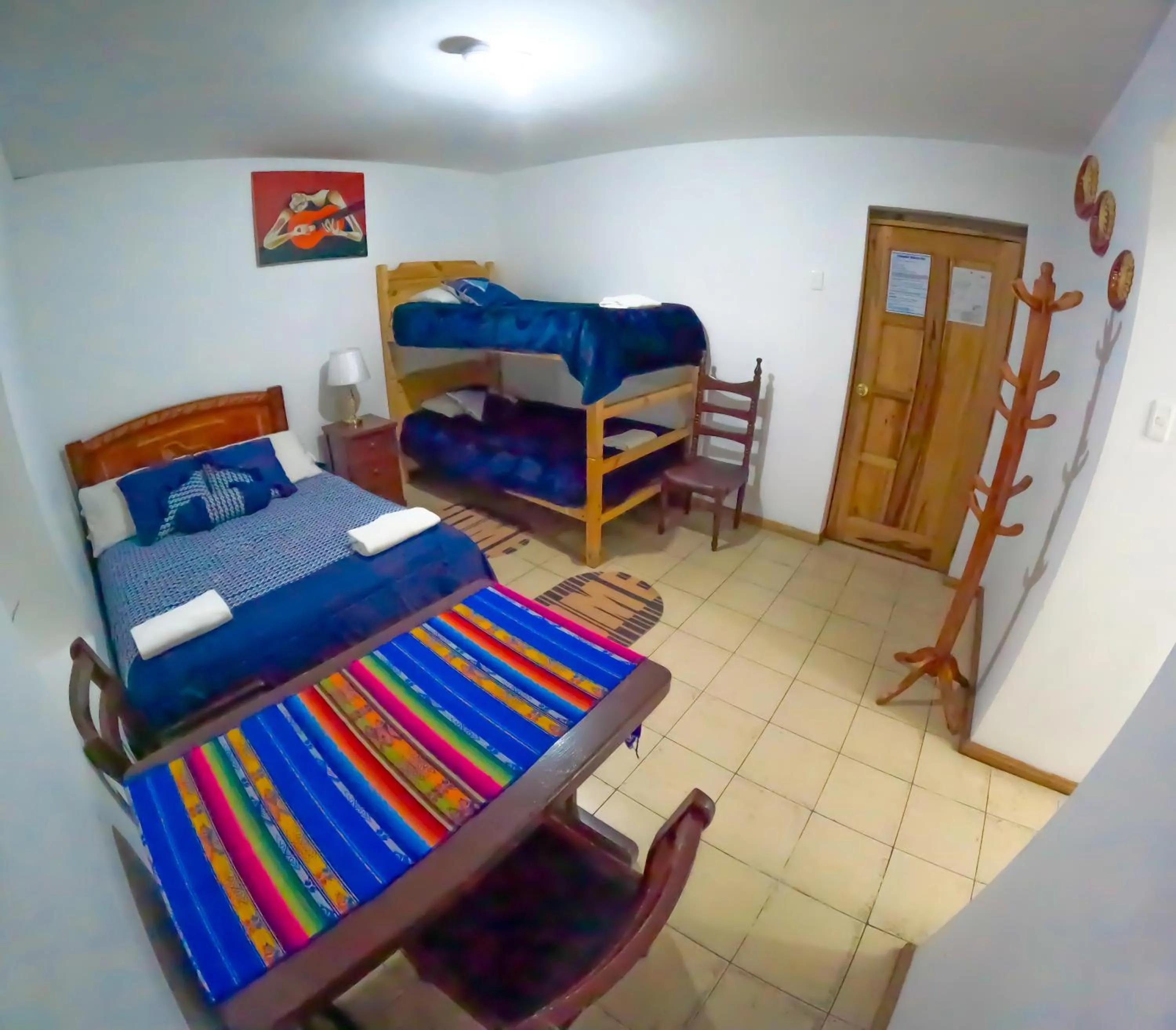 Bed in Colonial House Inn