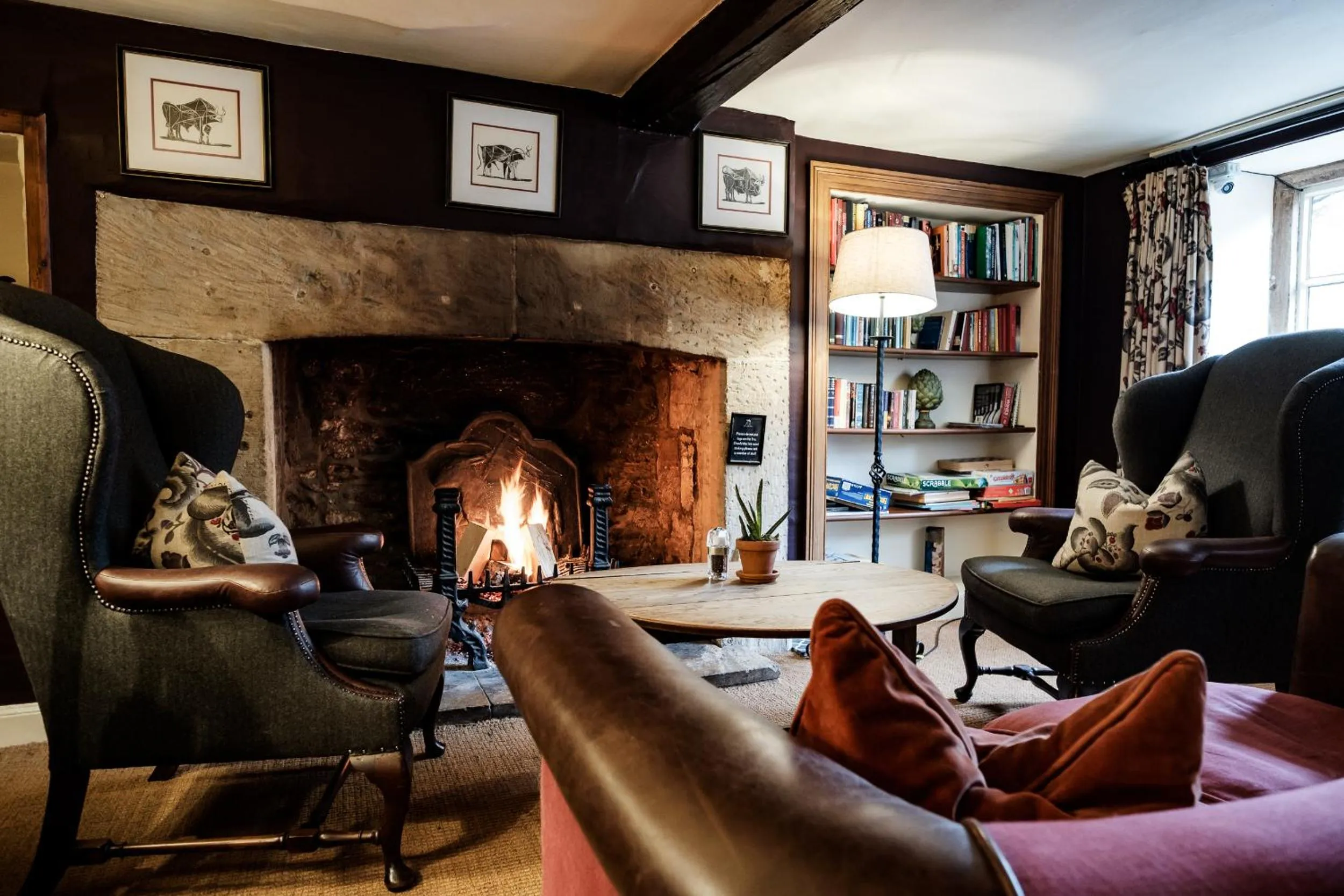 Lounge or bar in The Lamb Inn