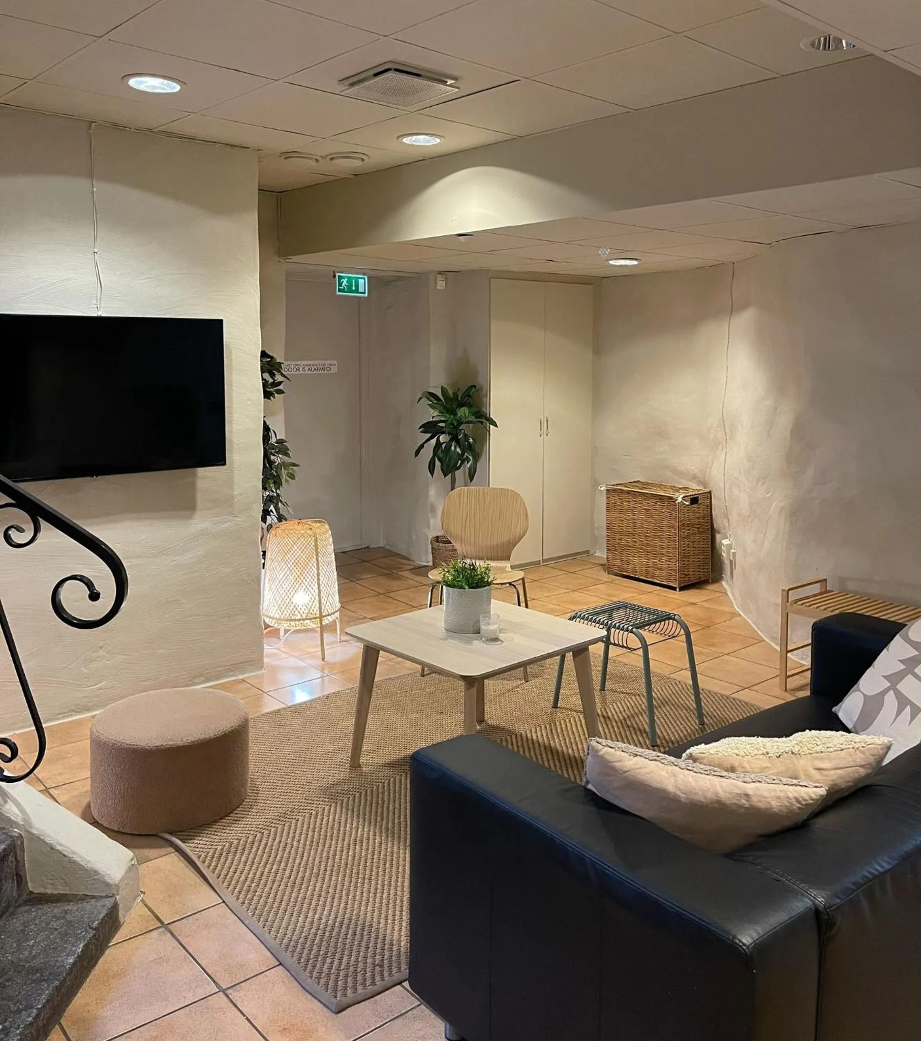 TV/Entertainment Center in Lodge32