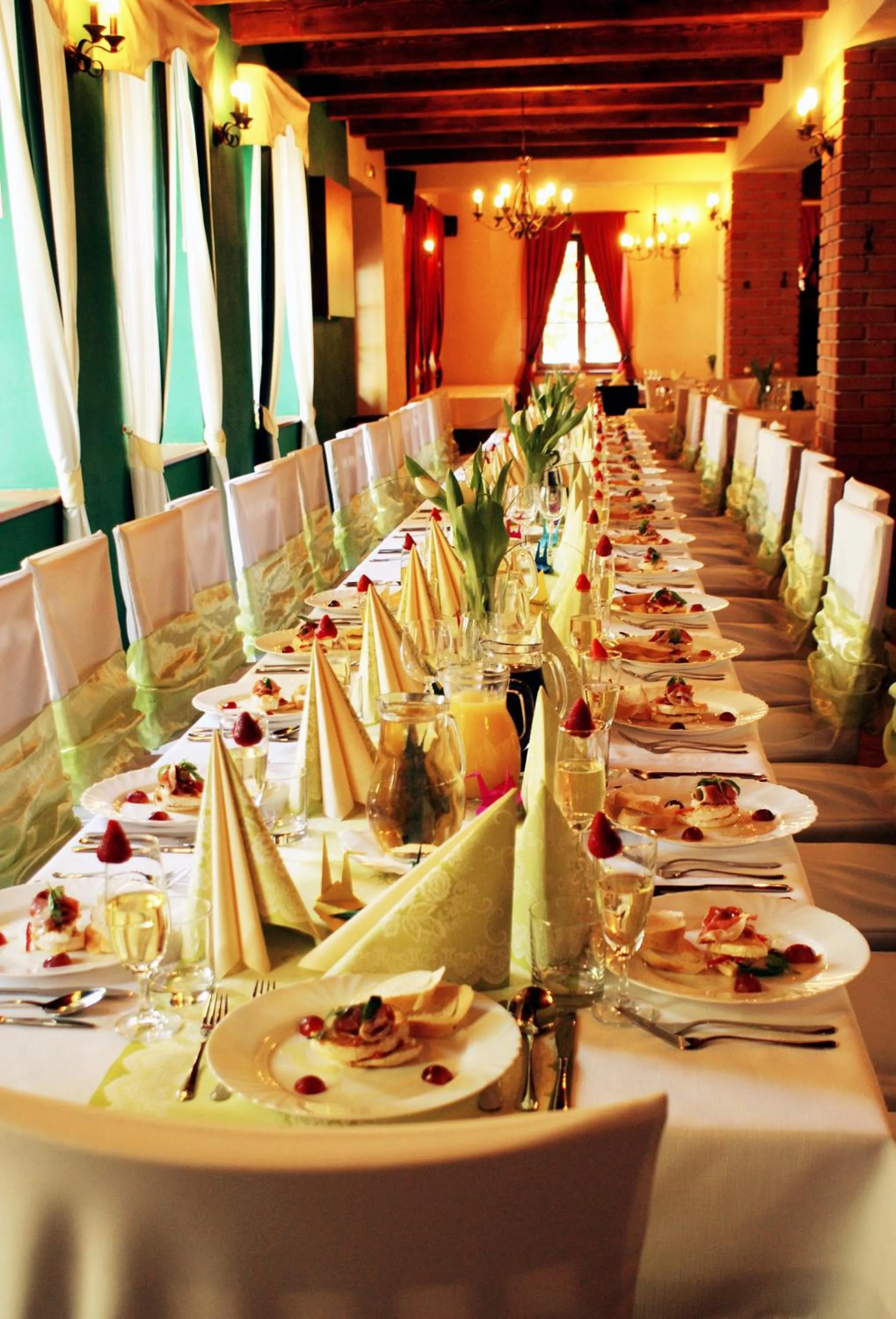 Restaurant/places to eat in Penzión Kachelman