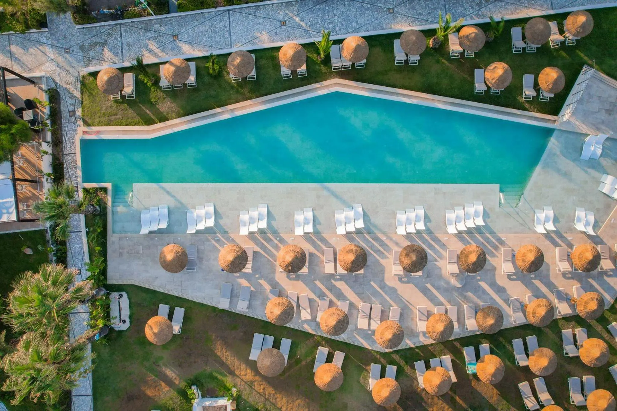 Swimming pool in Pegasos Deluxe Beach Hotel