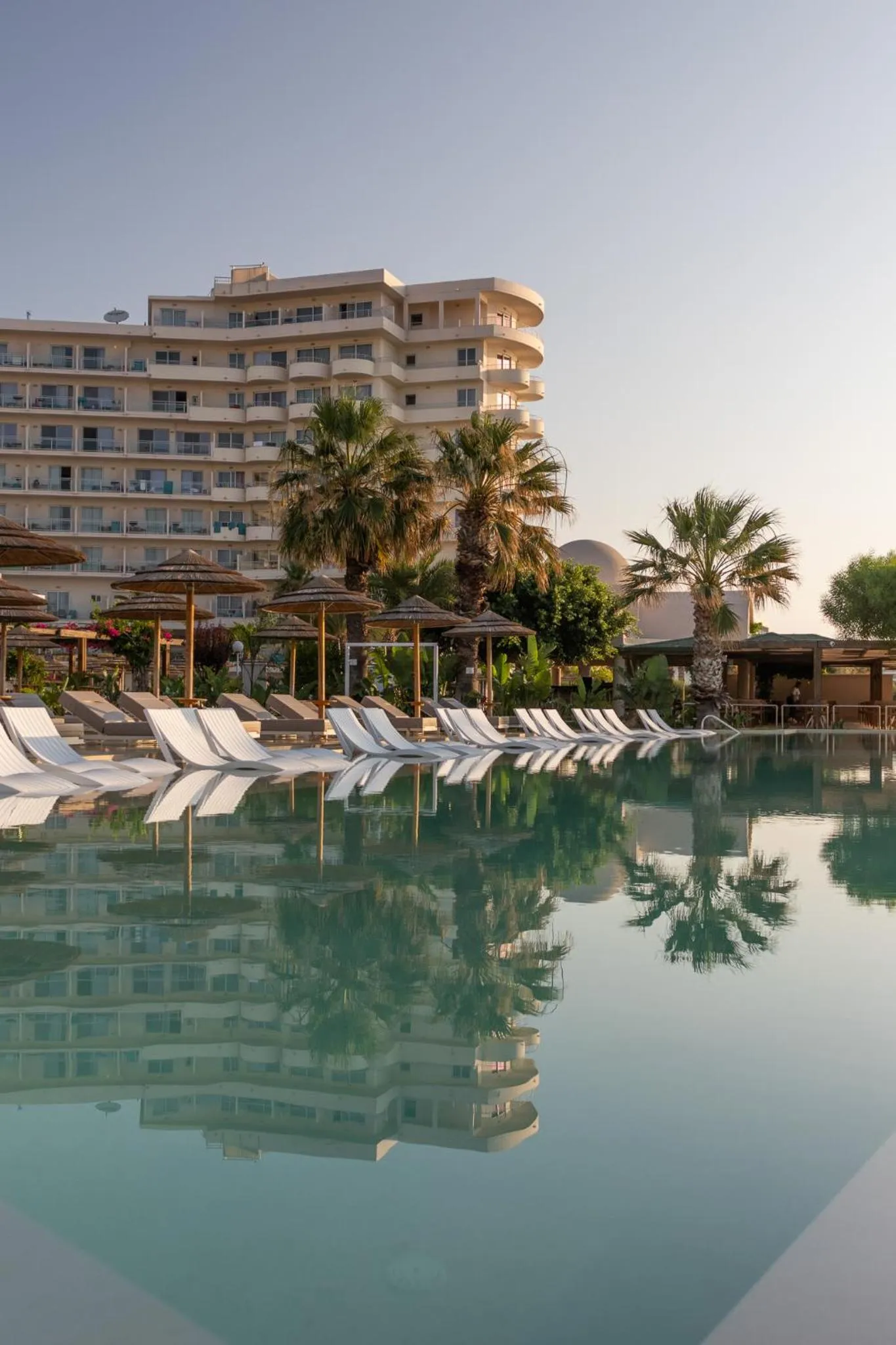 Swimming pool in Pegasos Deluxe Beach Hotel