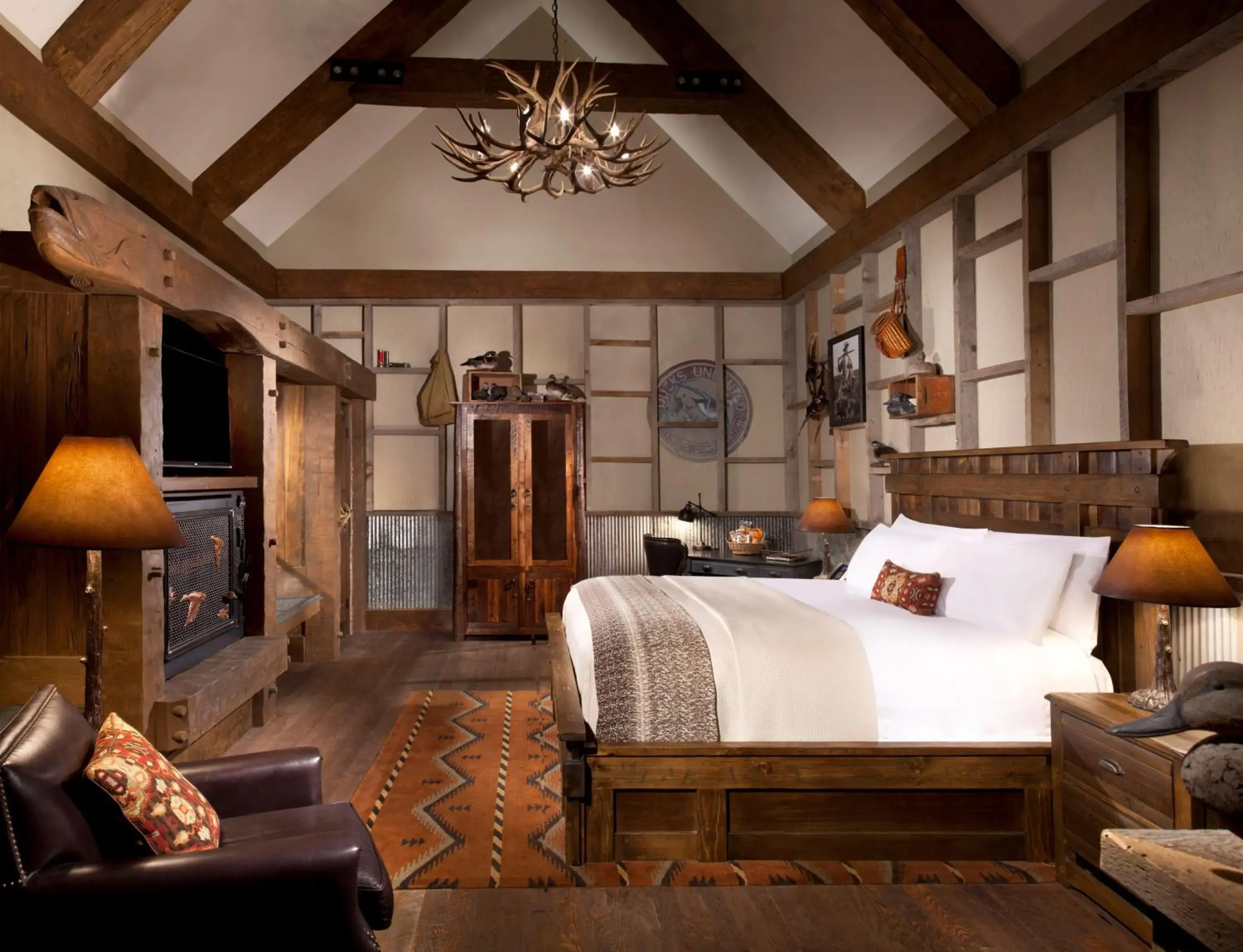 Bed in Big Cypress Lodge Bed in Big Cypress Lodge