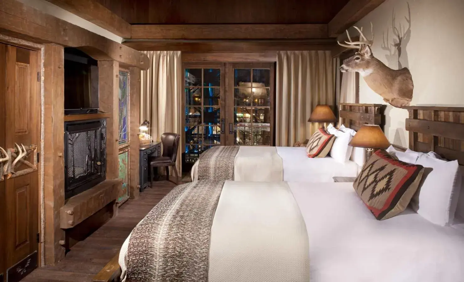 Interior Double Queen Room in Big Cypress Lodge Interior Double Queen Room in Big Cypress Lodge