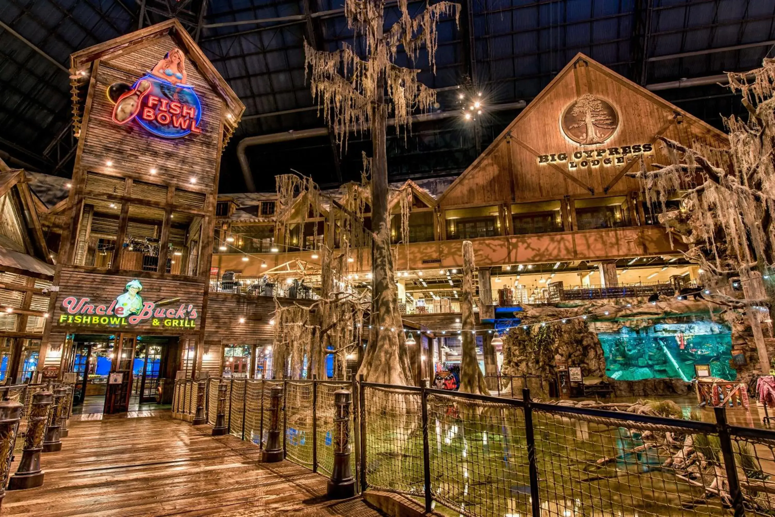 Restaurant/places to eat in Big Cypress Lodge Restaurant/places to eat in Big Cypress Lodge