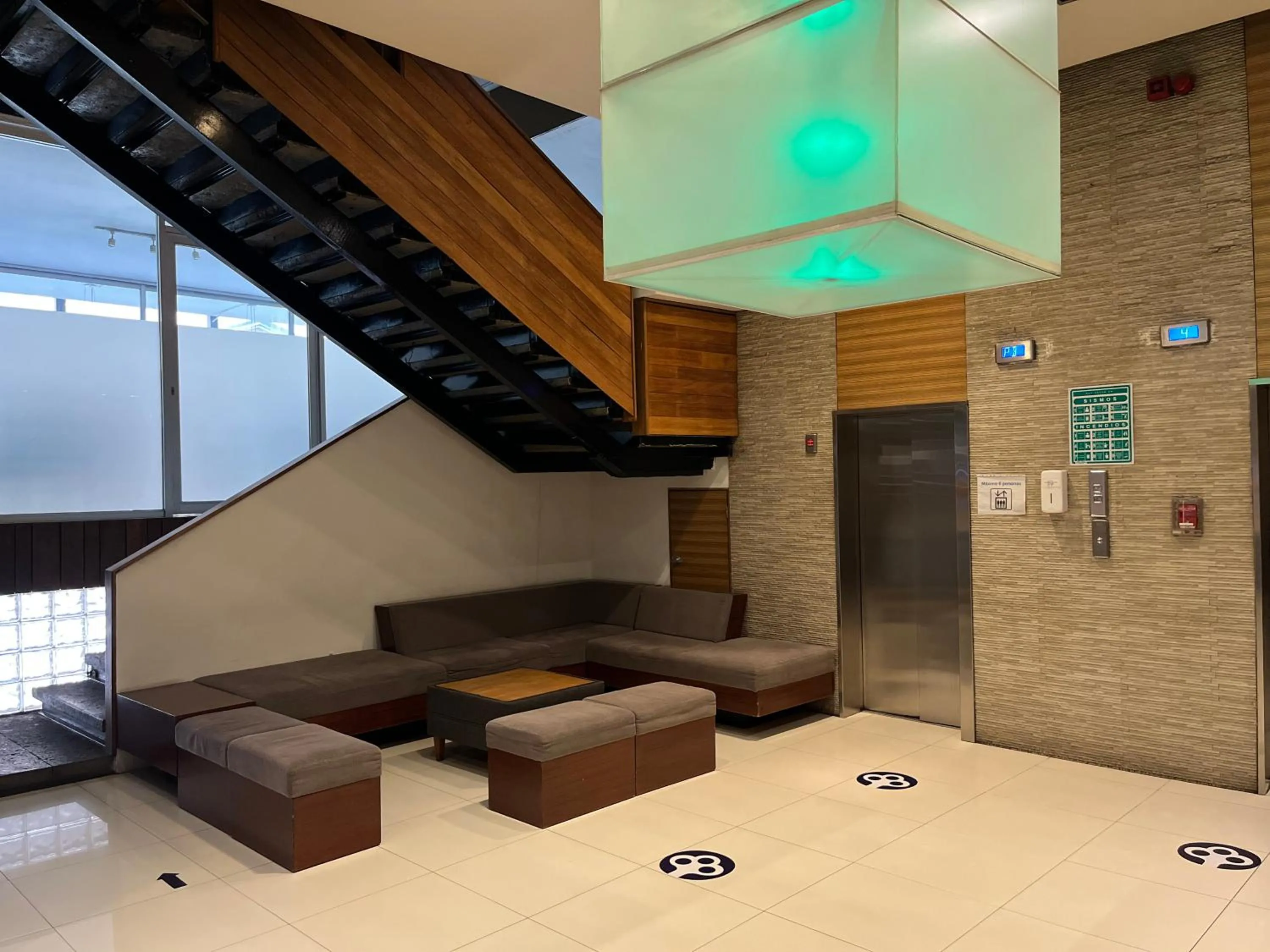 Lobby or reception in Hotel Gilfer Puebla Centro Histórico