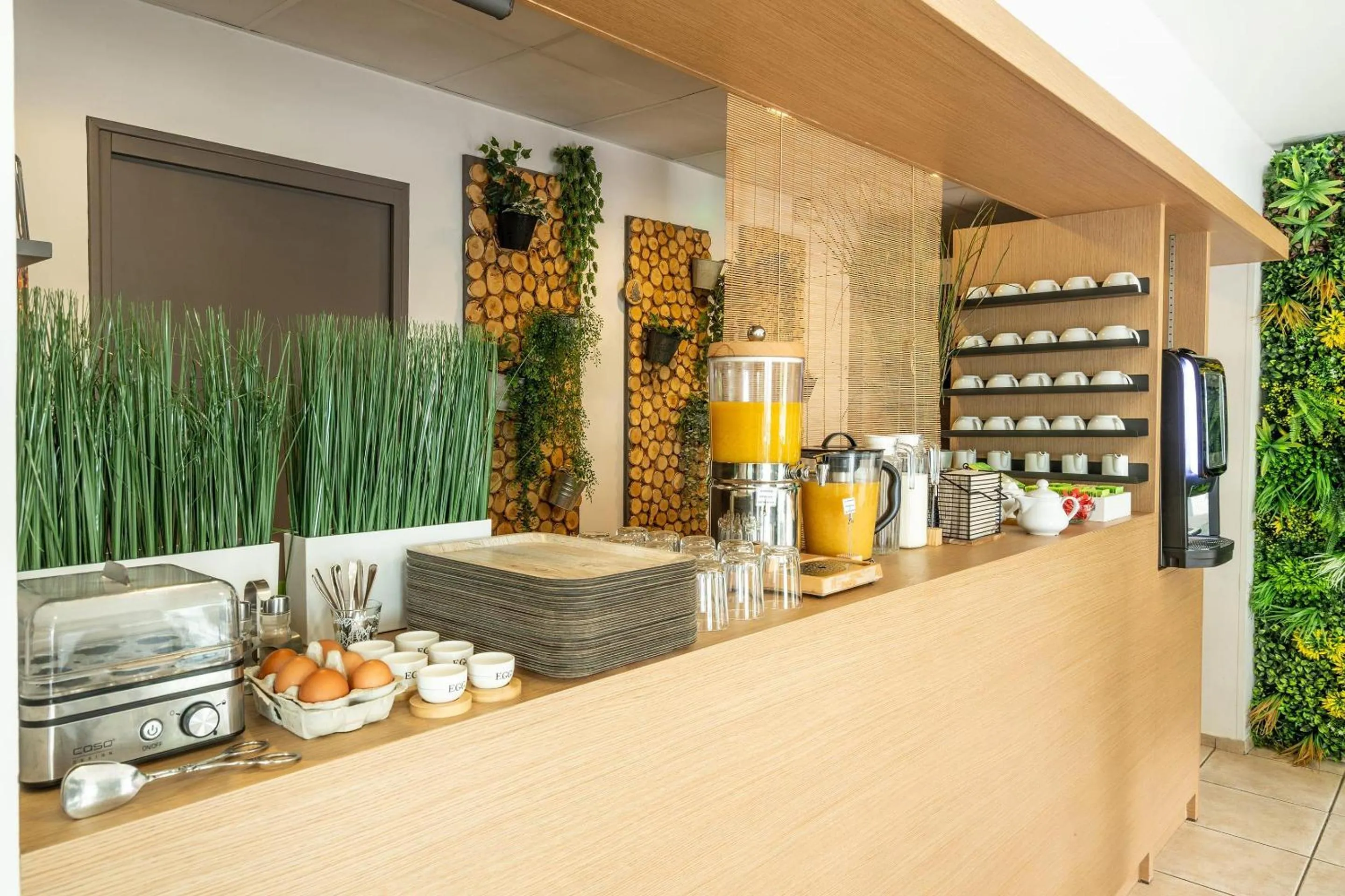 Breakfast in Sure Hotel by Best Western Mont-de-Marsan