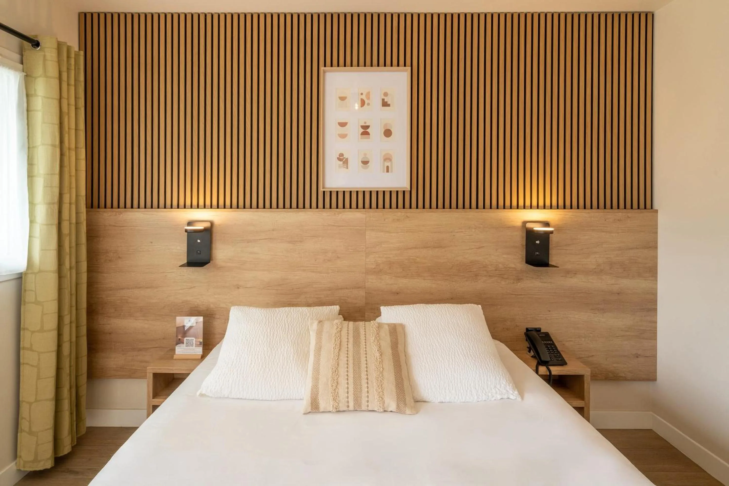 Bedroom, Bed in Sure Hotel by Best Western Mont-de-Marsan