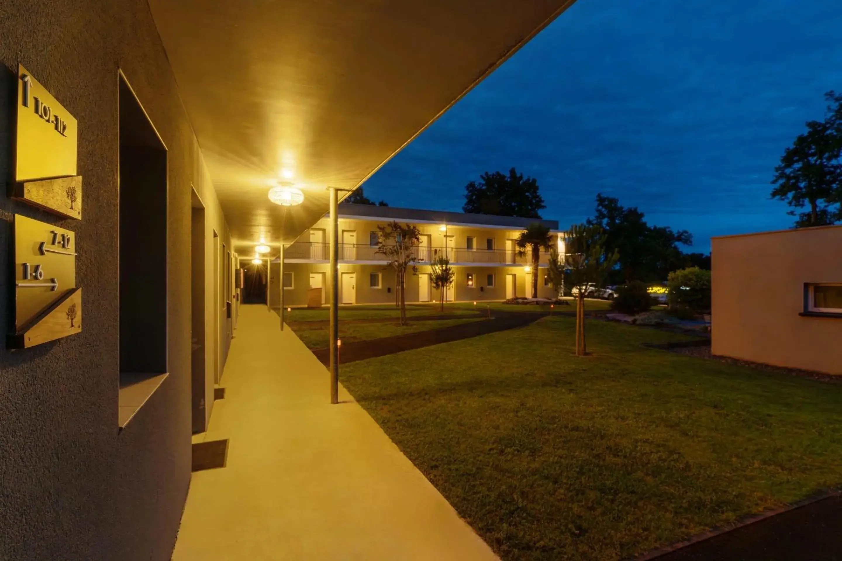 Property building in Sure Hotel by Best Western Mont-de-Marsan Property building in Sure Hotel by Best Western Mont-de-Marsan