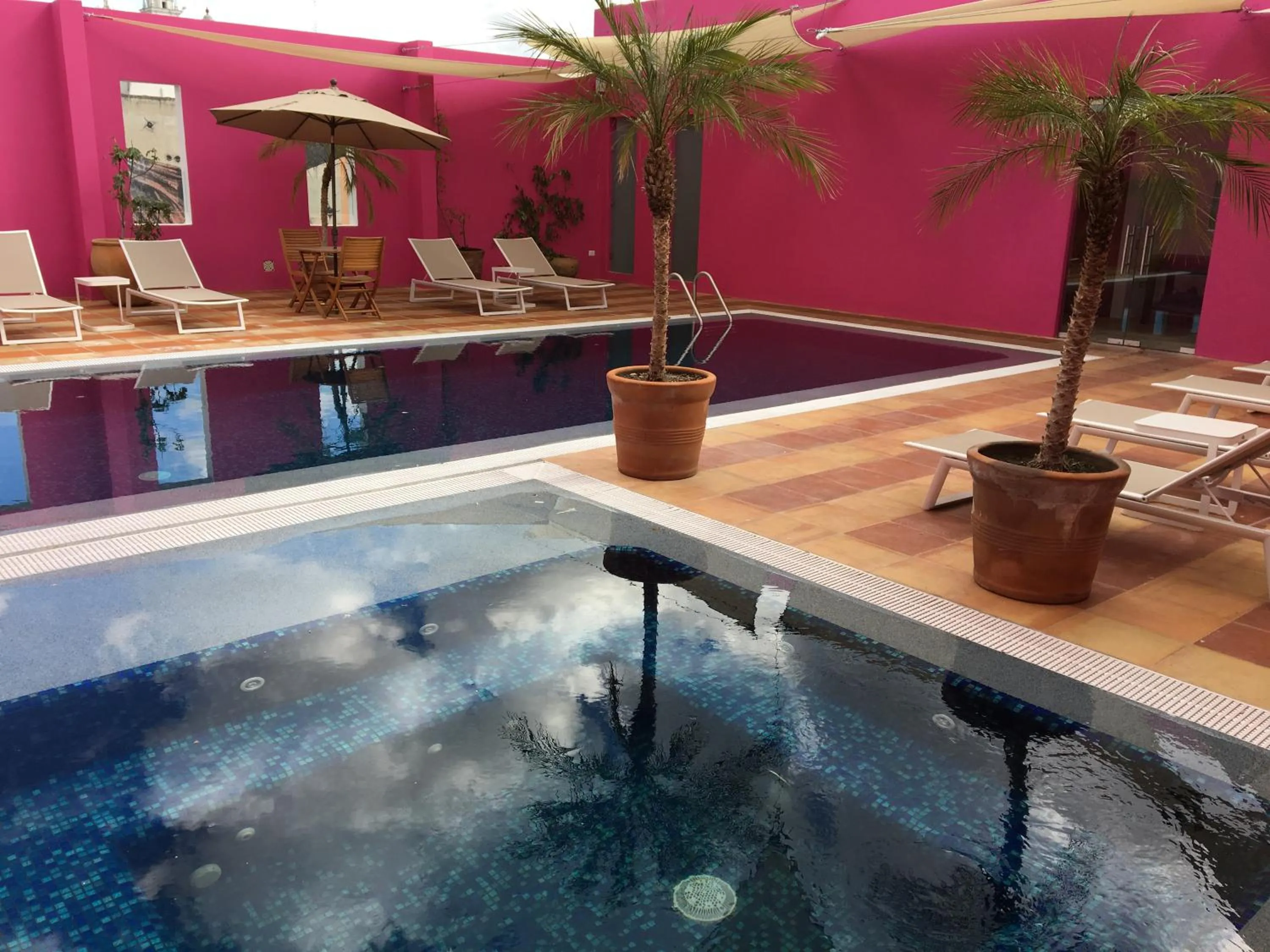 Swimming pool in Hotel Boutique Casareyna