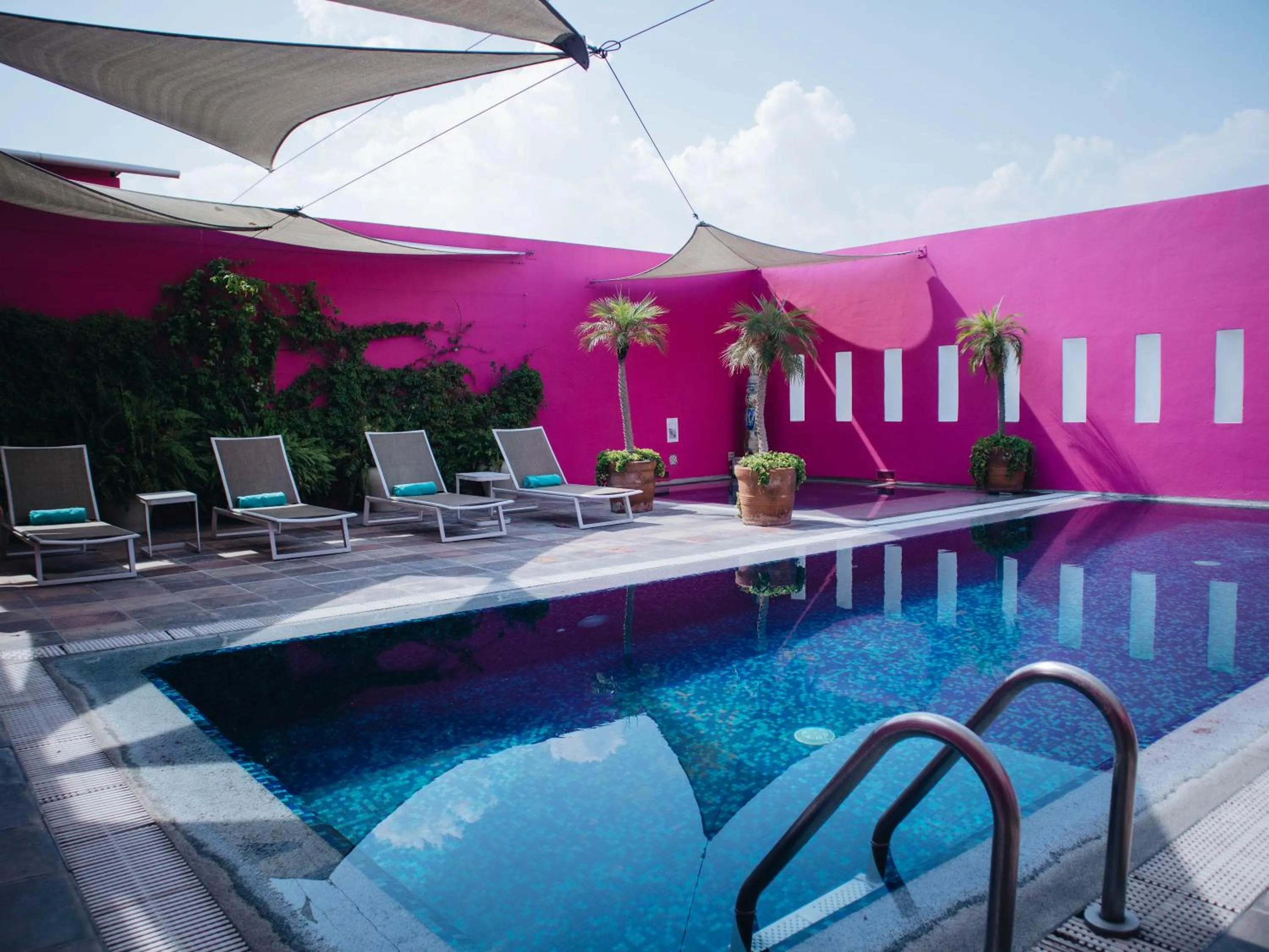 Hot Tub in Hotel Boutique Casareyna