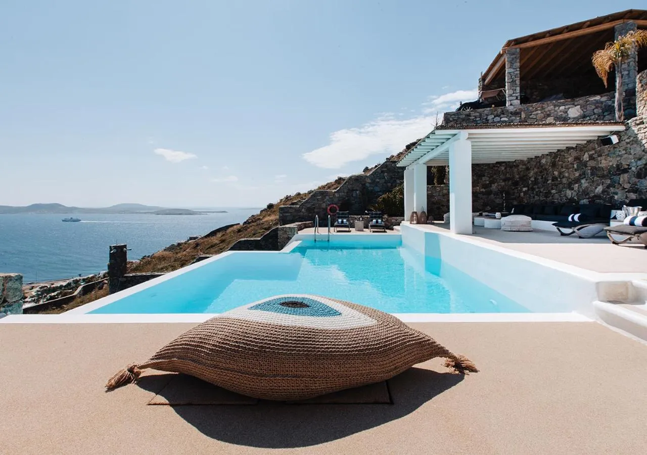 Property building in Diana Villa Mykonos