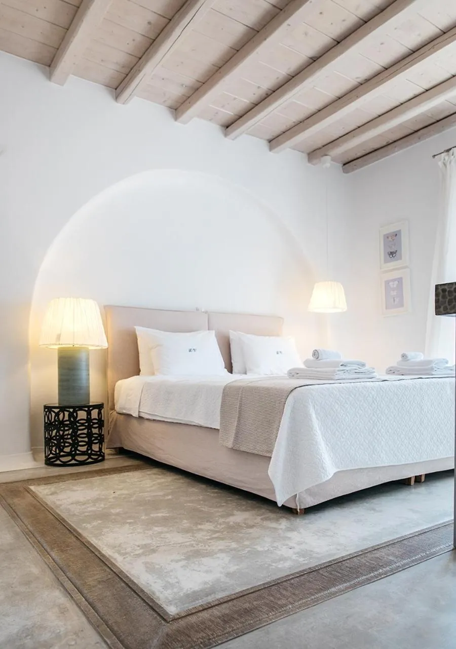 Bed in Diana Villa Mykonos