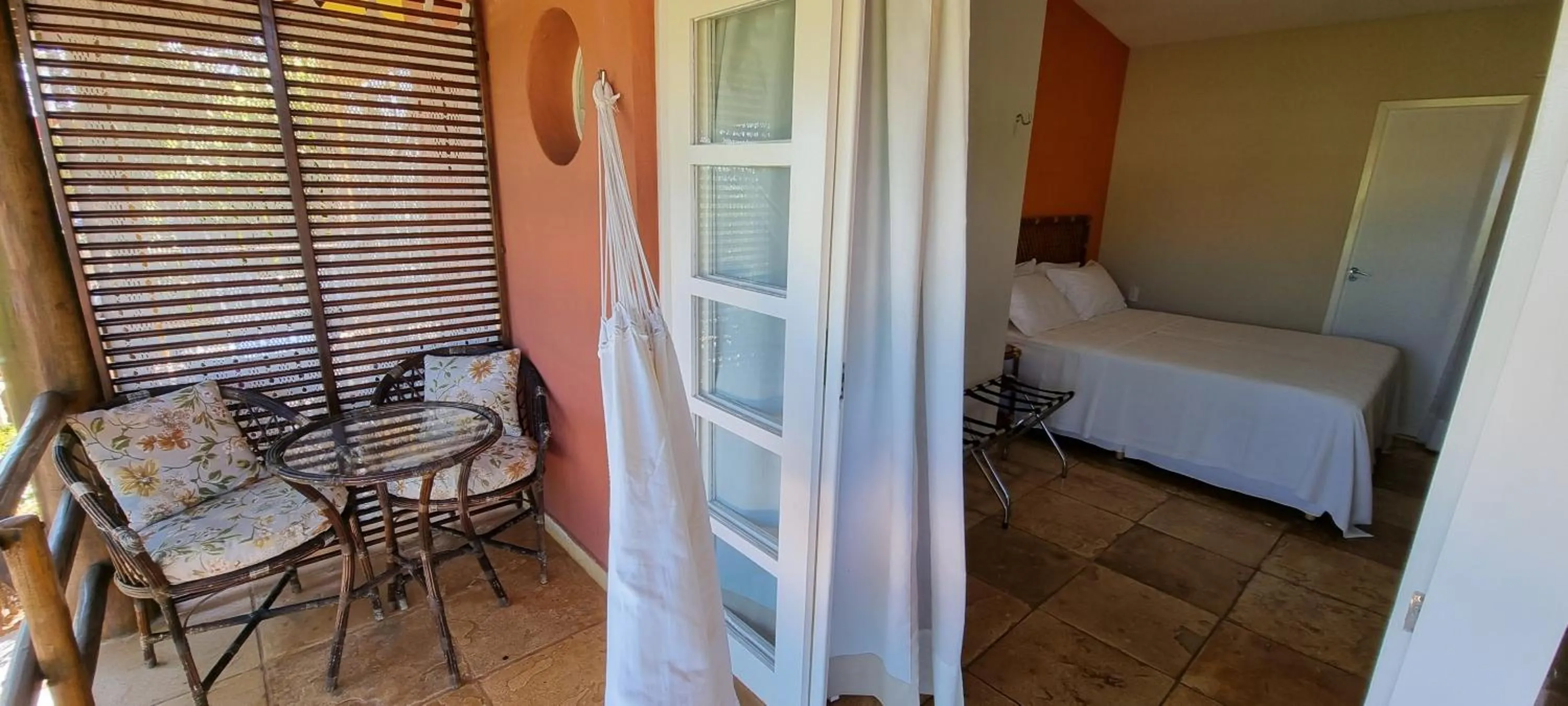Balcony/Terrace, Bed in Pousada Enseada do Gostoso