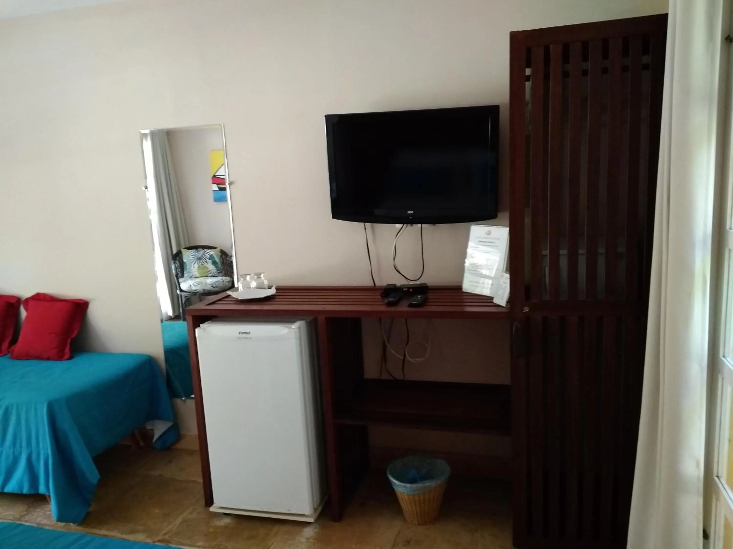 Communal lounge/ TV room, Bed in Pousada Enseada do Gostoso