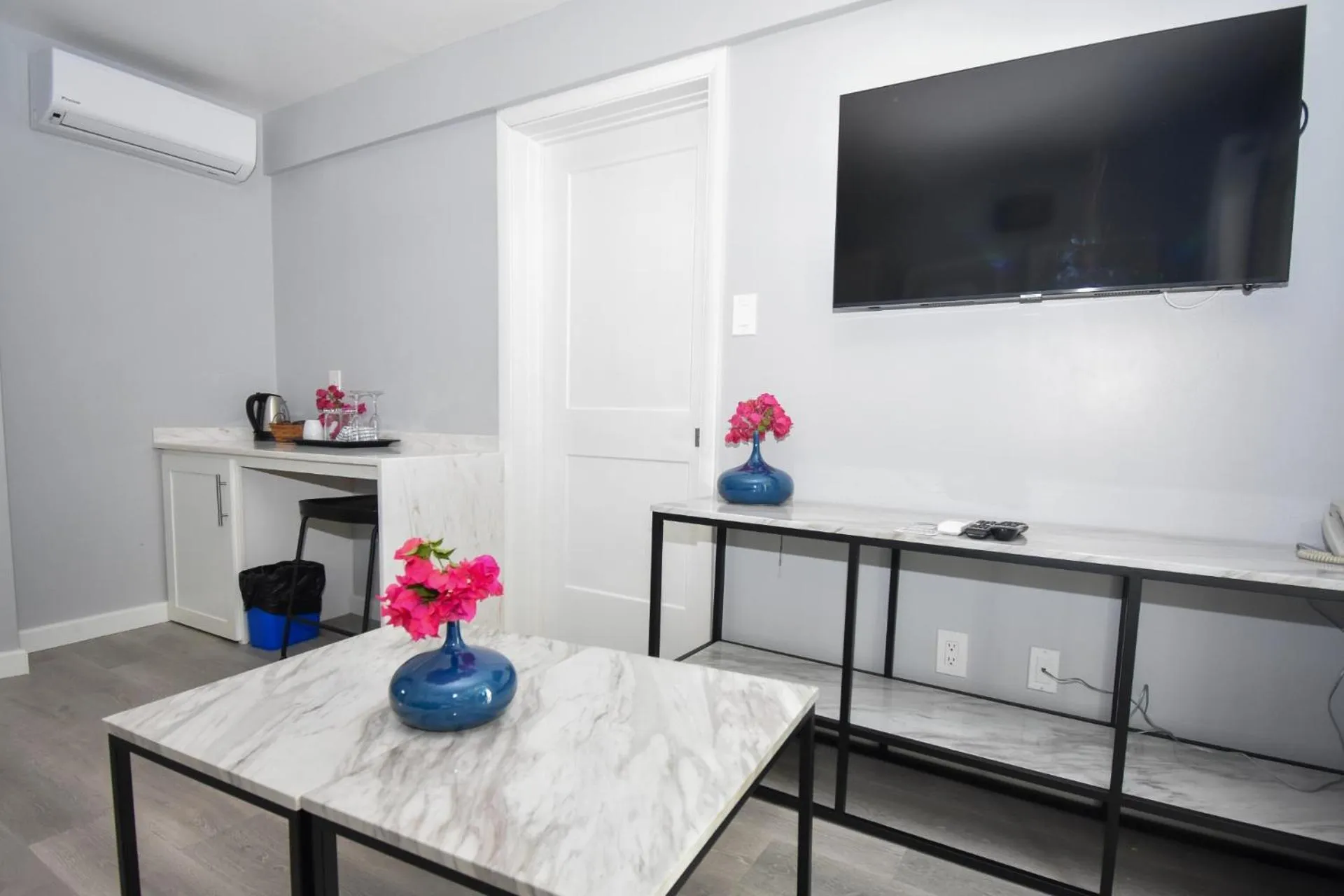 Seating area in Siboney Beach Club