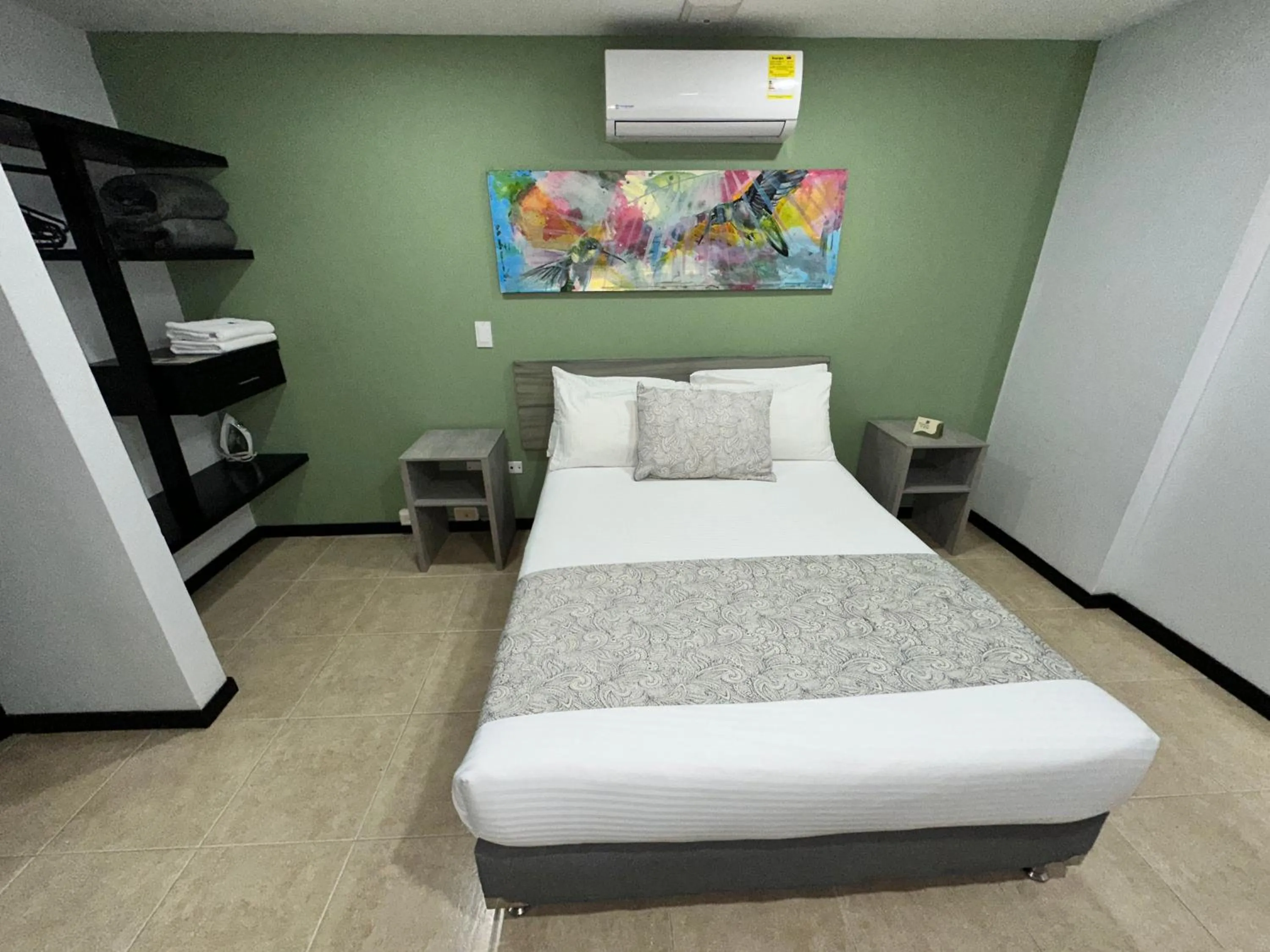 Bed in Greenview Medellin By St Hoteles