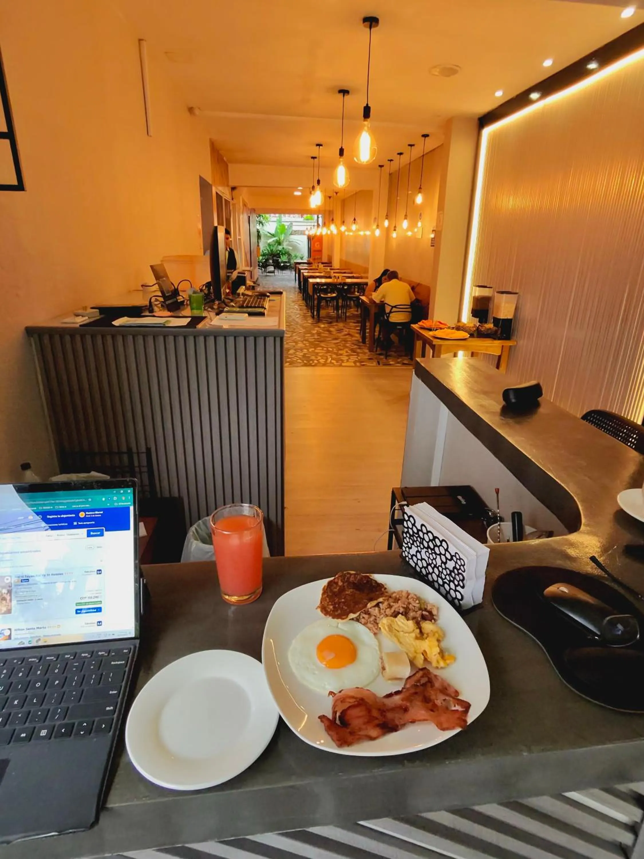 Breakfast in Greenview Medellin By St Hoteles