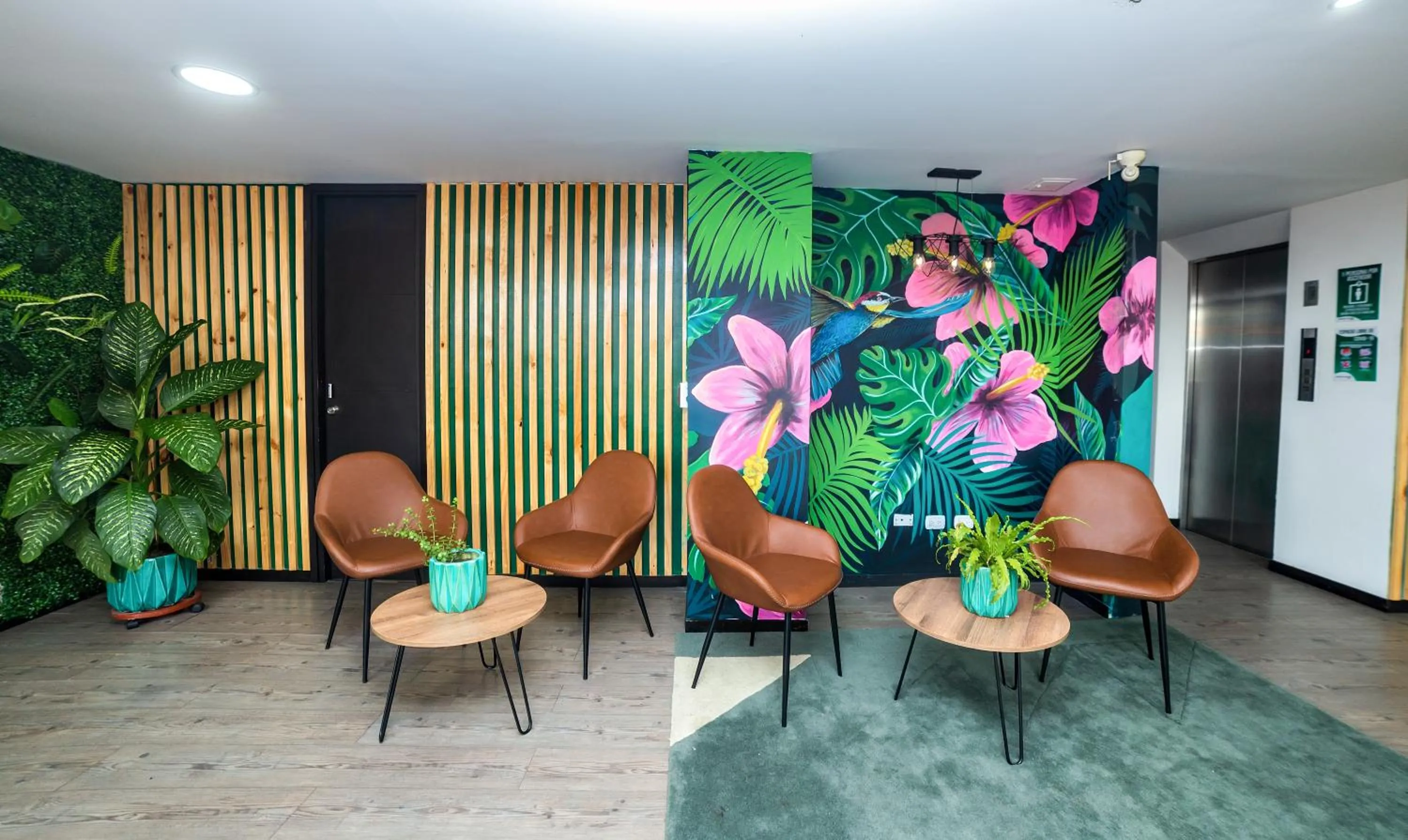 Lobby or reception in Greenview Medellin By St Hoteles