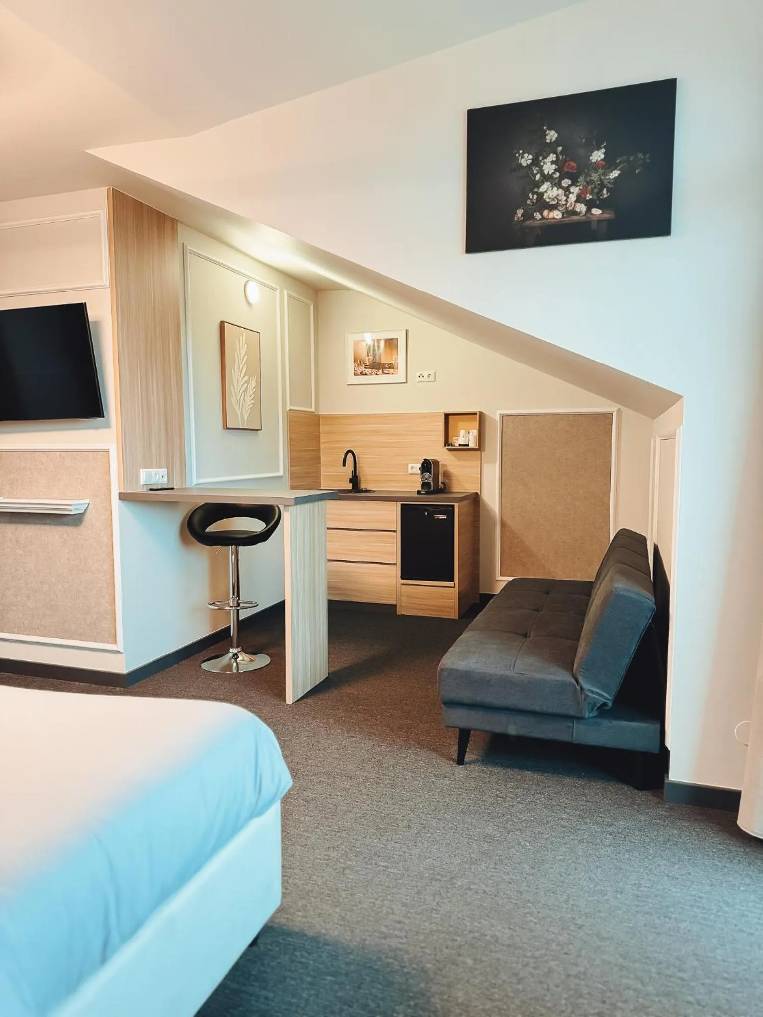 TV and multimedia, Bed in F Hotel 24h Check-In