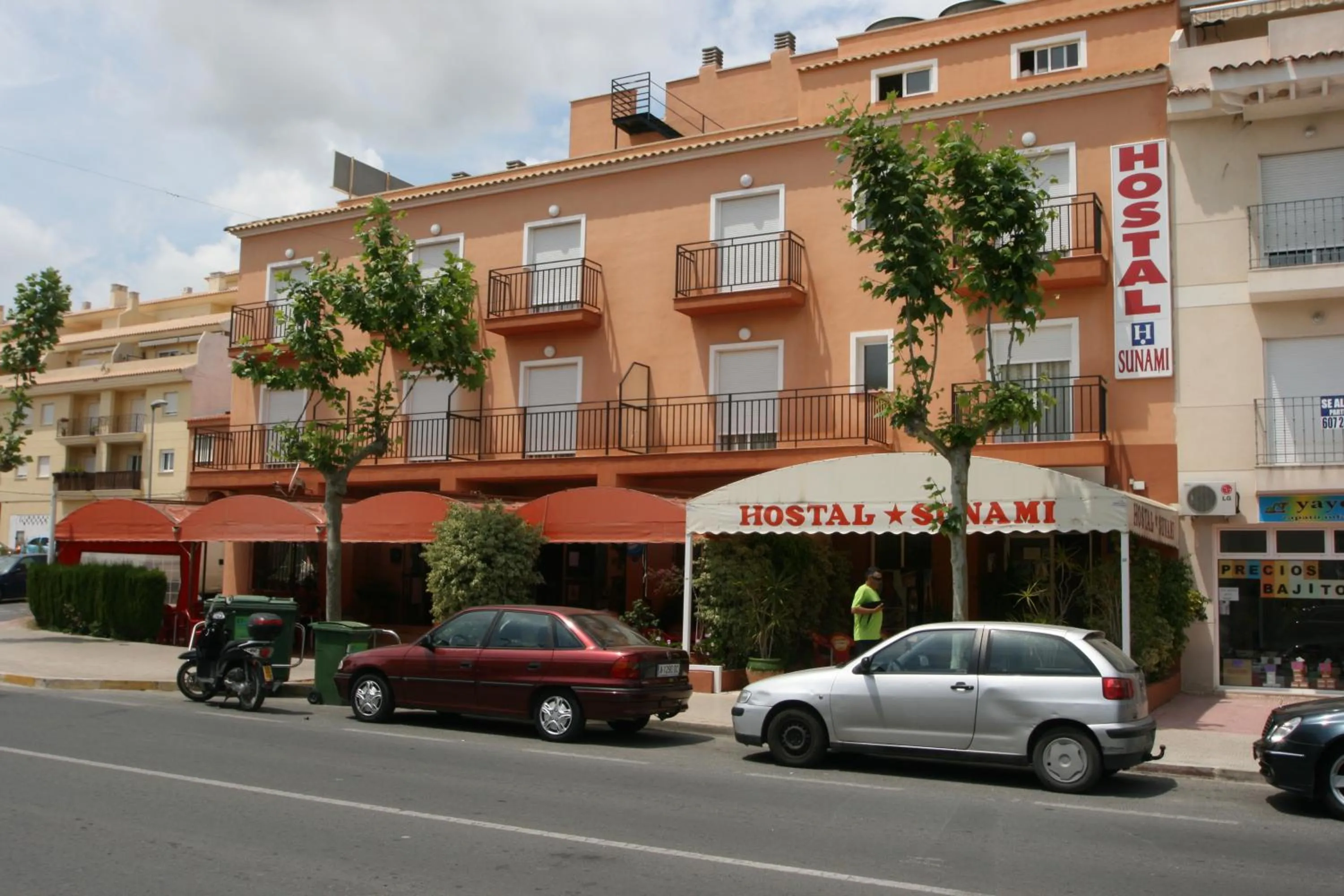 Hostal Sunami