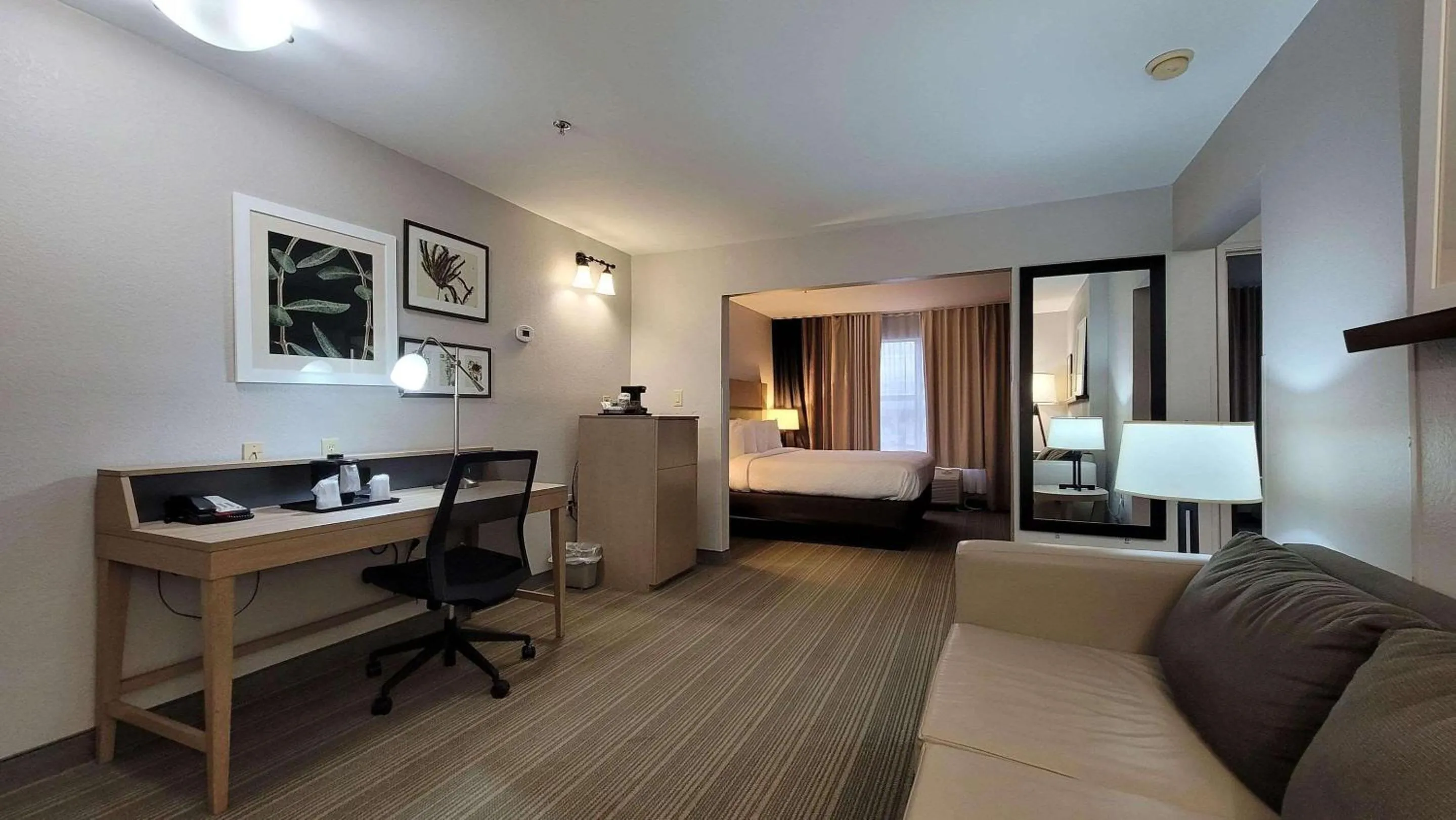 Bedroom in Country Inn & Suites By Radisson, McDonough, GA