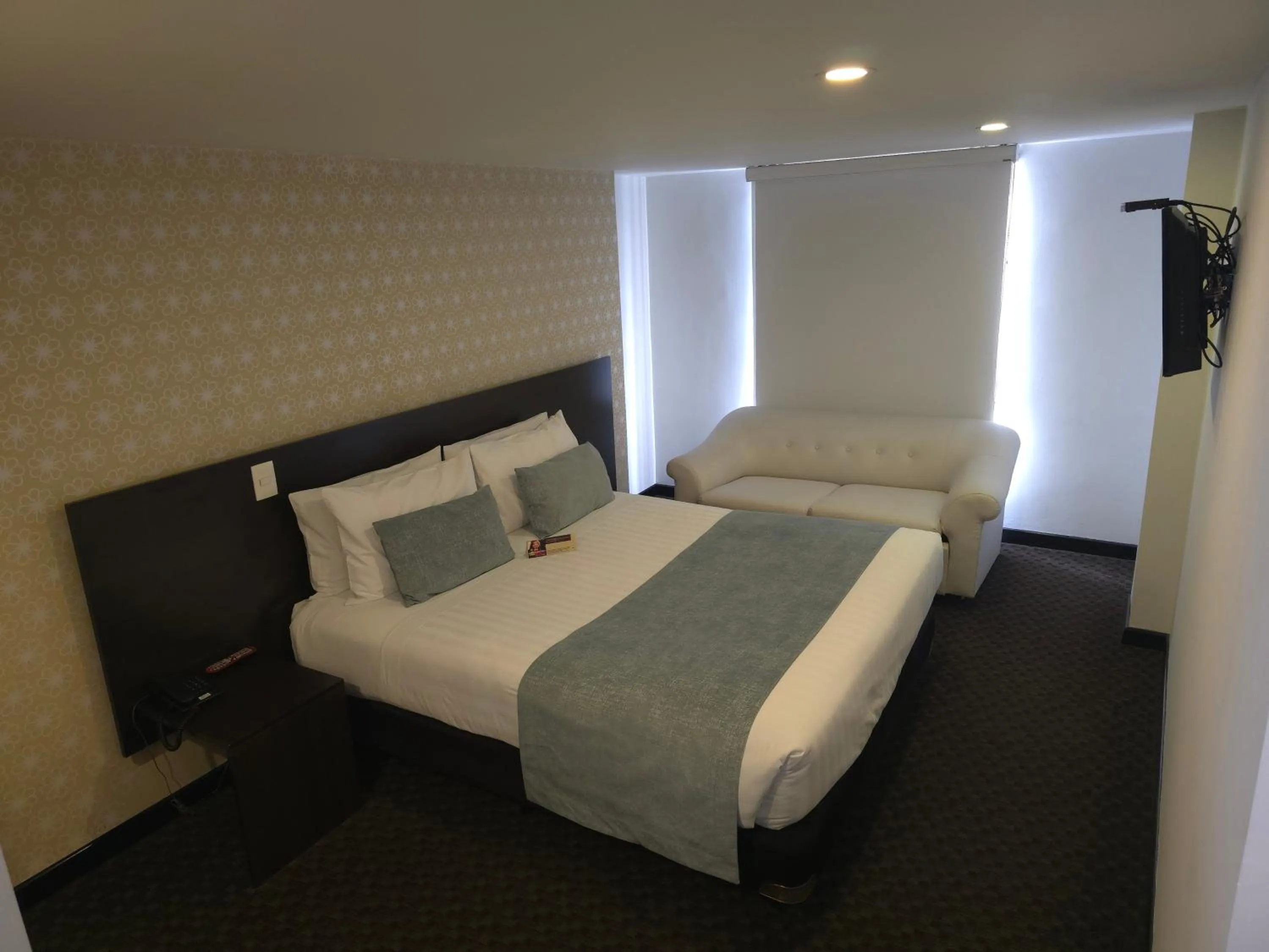 Bed in Hotel Castellana 95 Bogota By Hoteles Confort 80