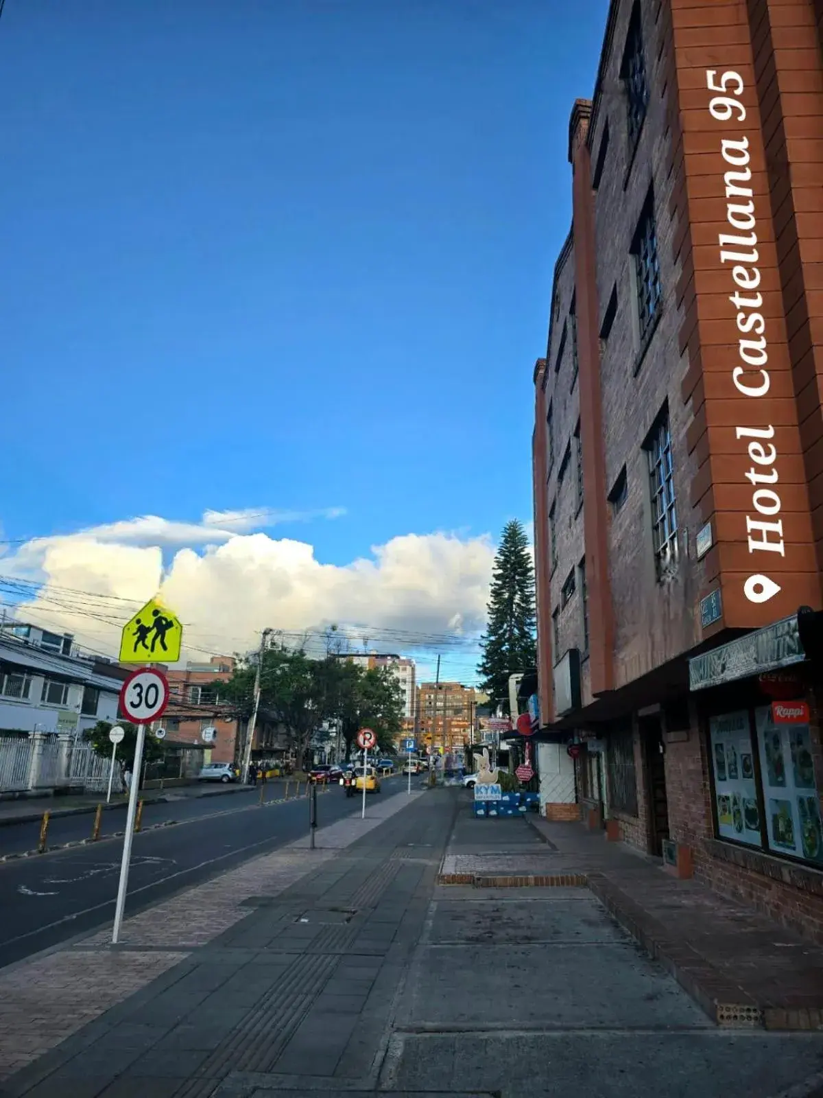 Facade/entrance in Hotel Castellana 95 Bogota By Hoteles Confort 80 Facade/entrance in Hotel Castellana 95 Bogota By Hoteles Confort 80