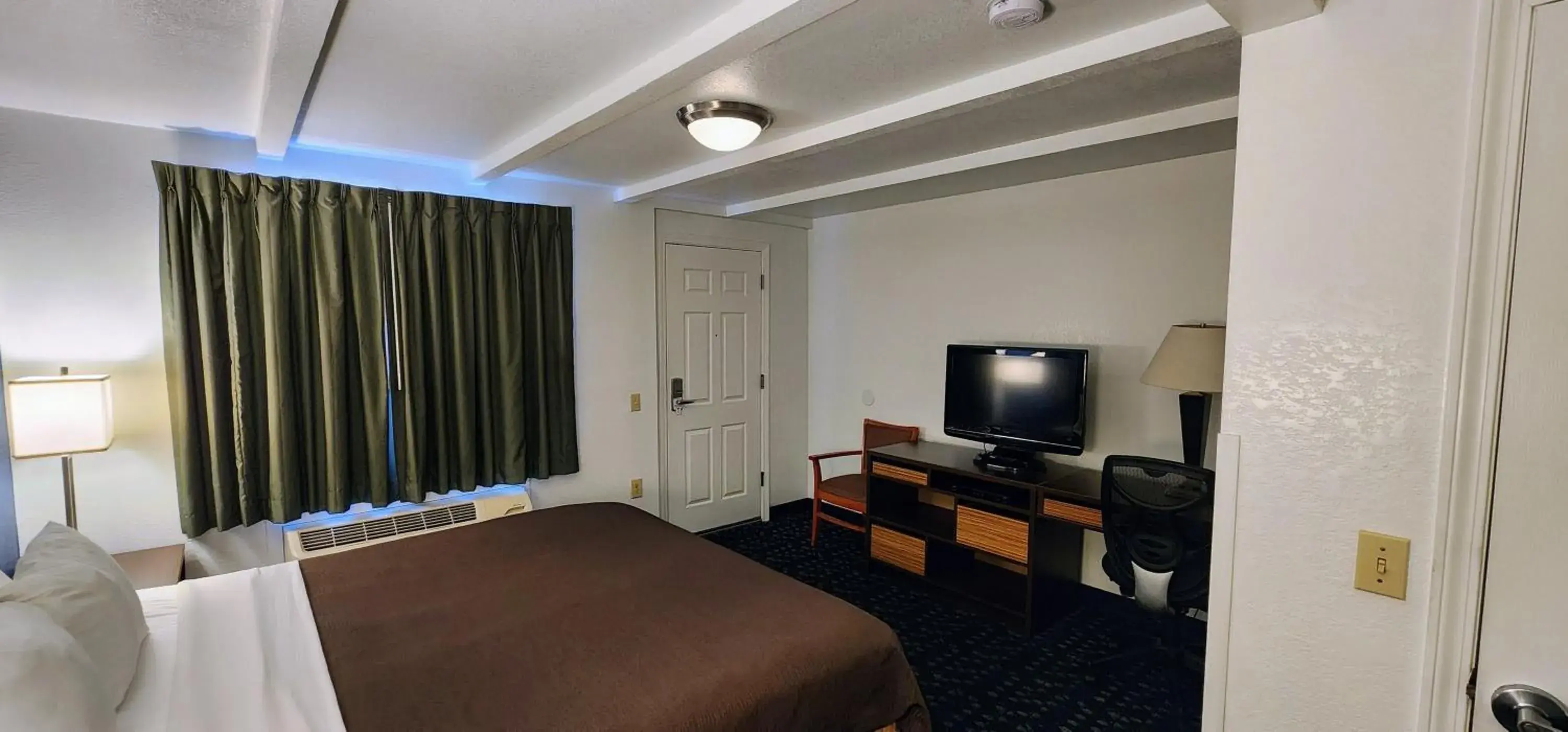 Bed in Hotel Belmont Bed in Hotel Belmont