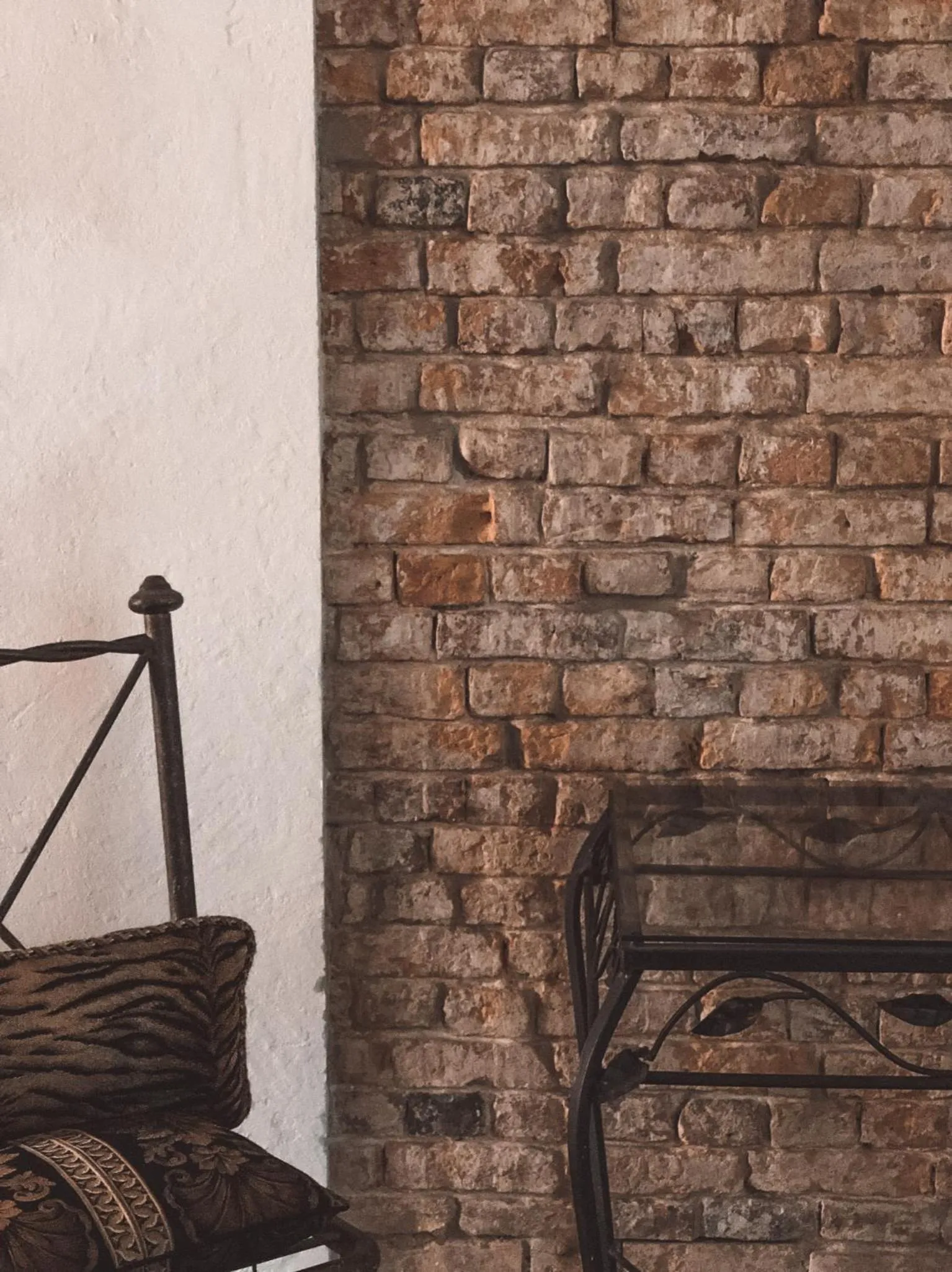 Property building in Asuncion Palace