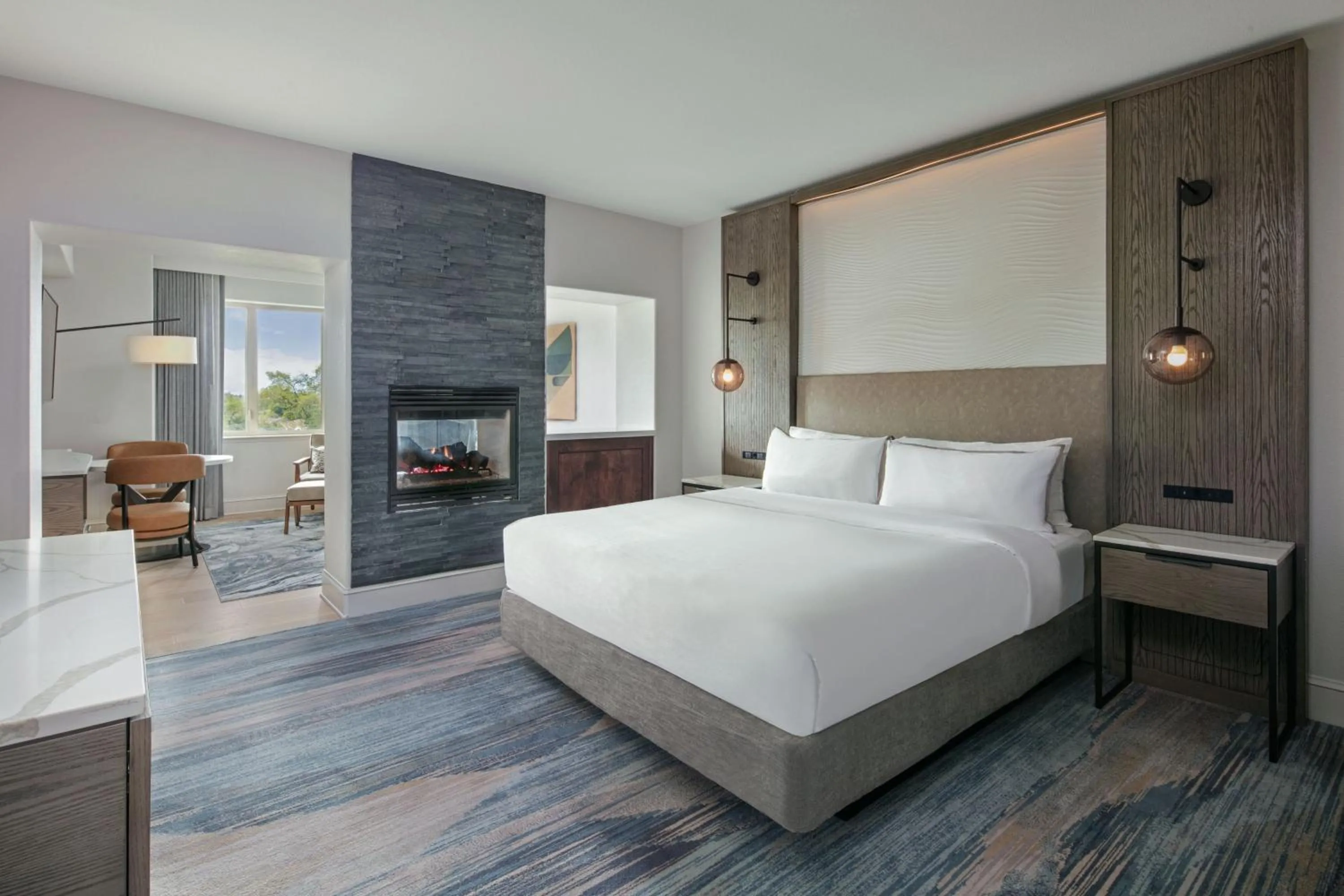 Bedroom, Bed in The Westin Sacramento Riverfront Hotel & Spa