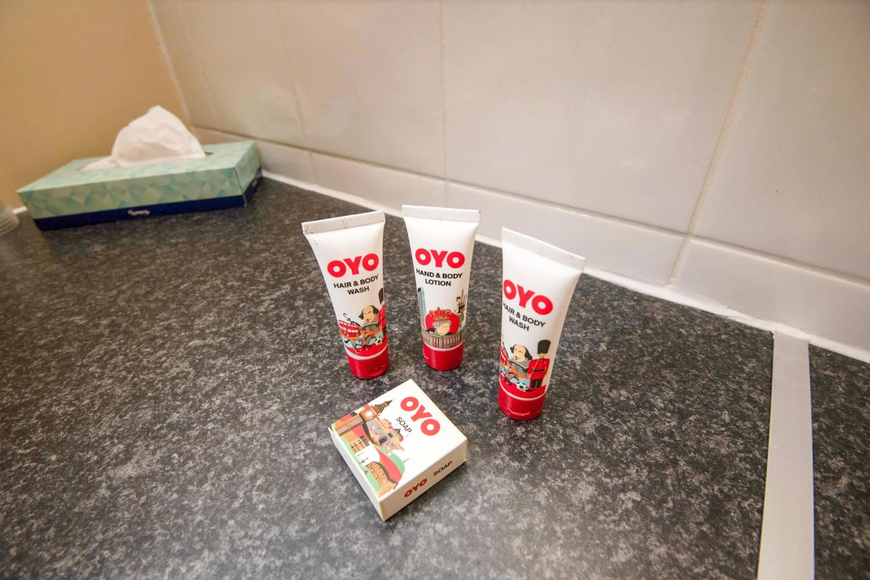 Bathroom in The Bridge House Hotel