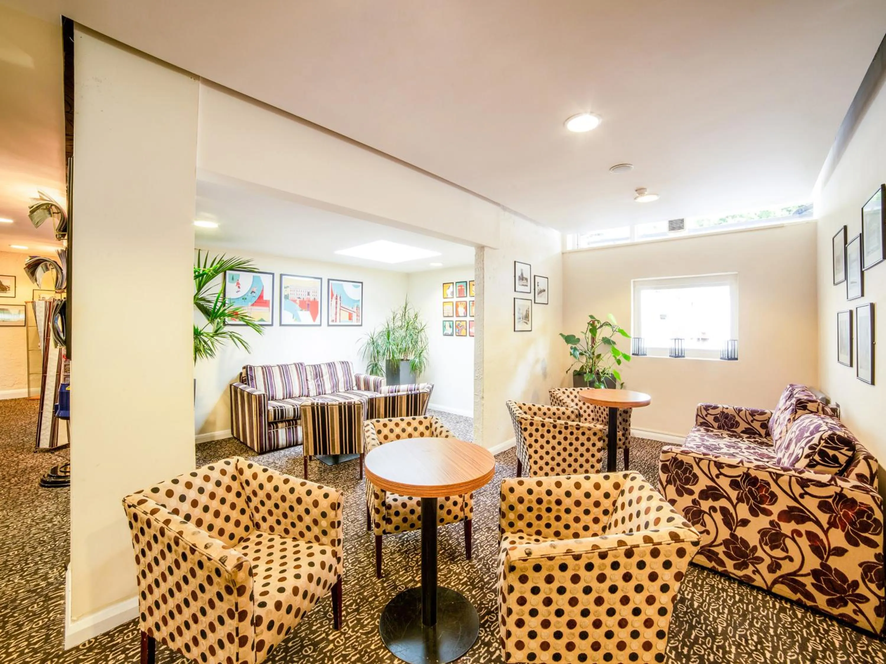 Seating area in The Bridge House Hotel