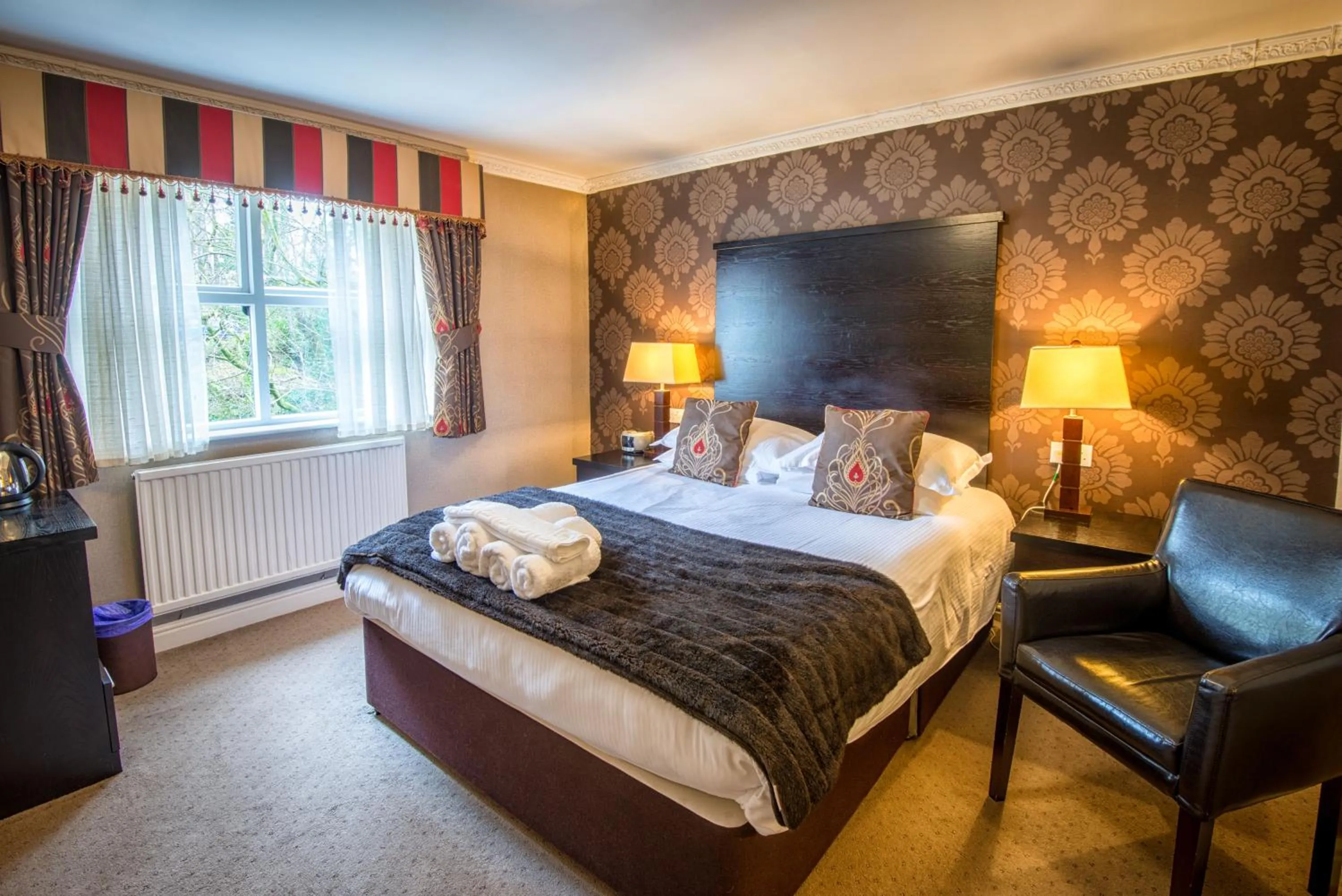 Photo of the whole room, Bed in Woodlands